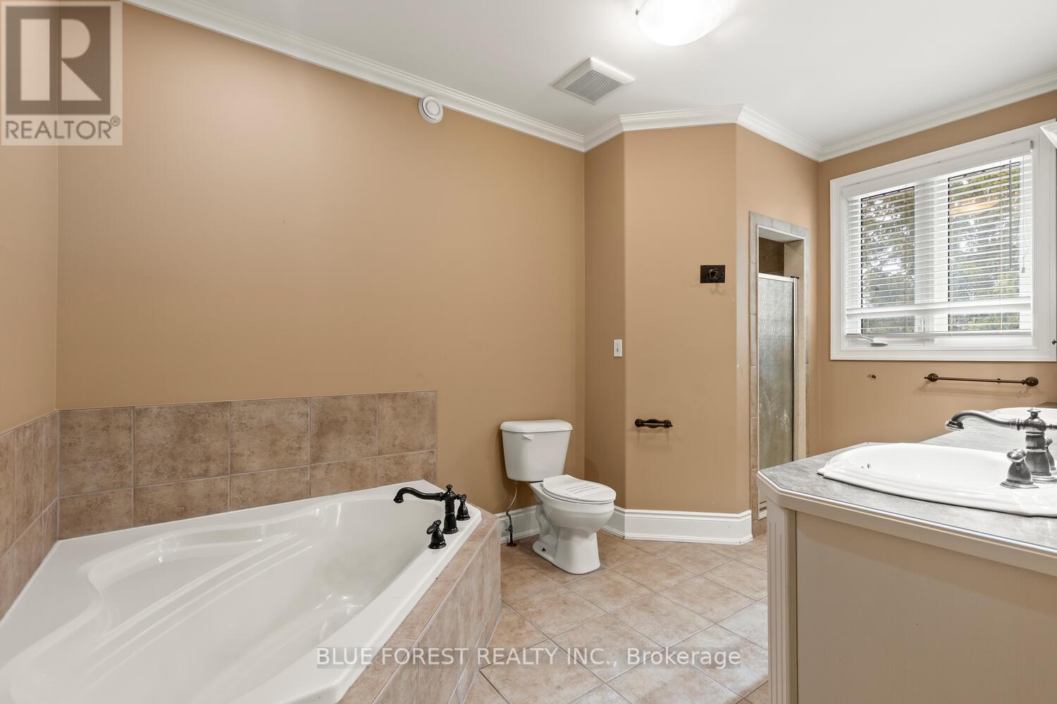 1671 HAMILTON ROAD — photo 26