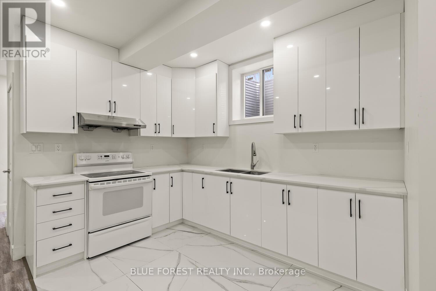 1671 HAMILTON ROAD — photo 38