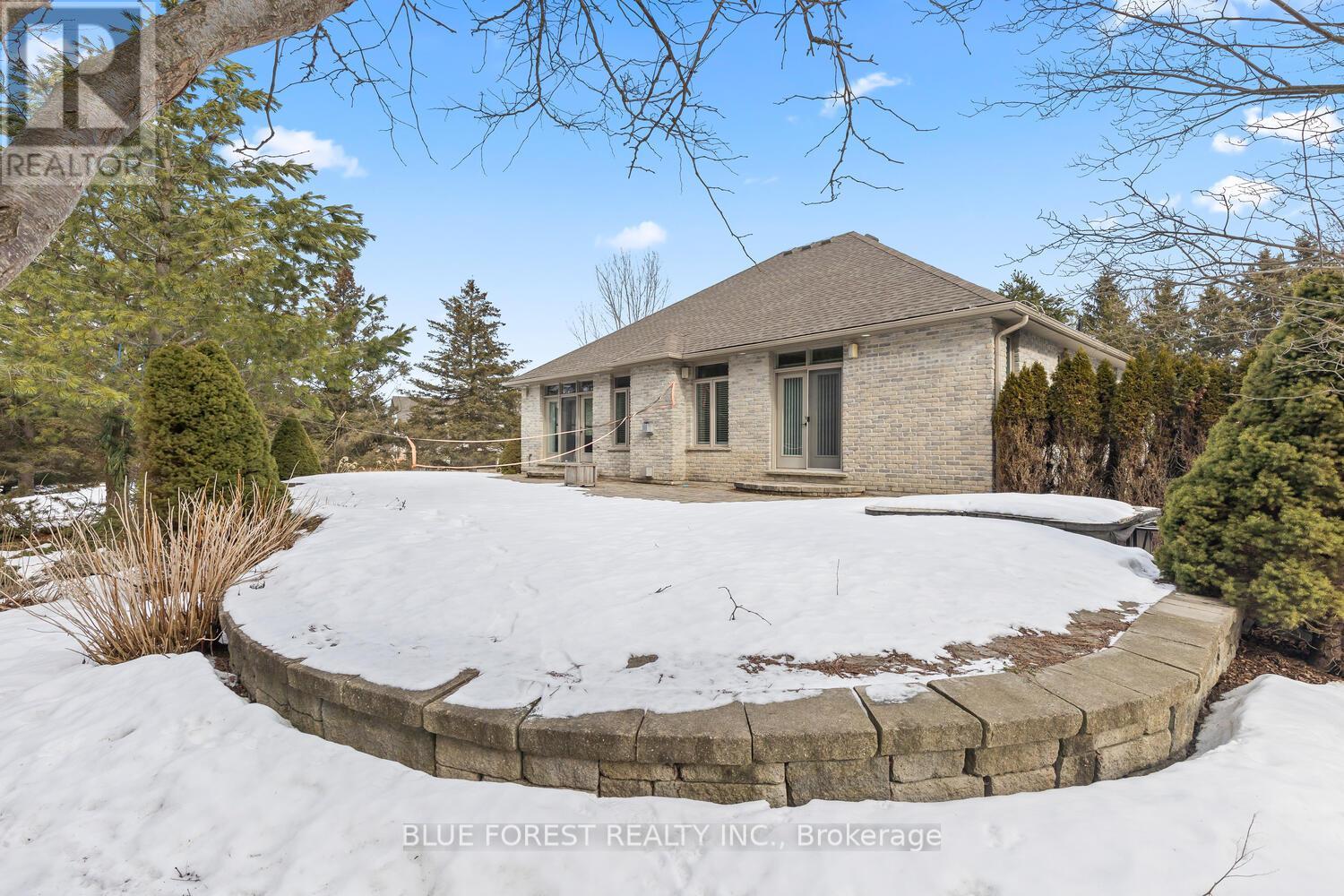 1671 HAMILTON ROAD — photo 49