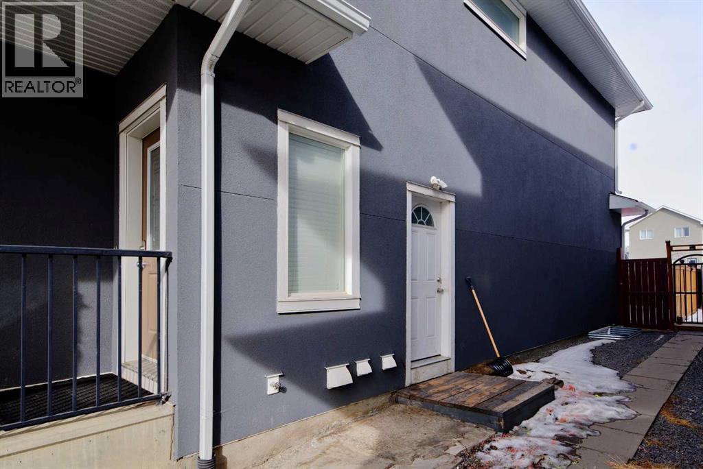 Single Family House for Sale in  Redstone Manor NE Redstone Calgary 