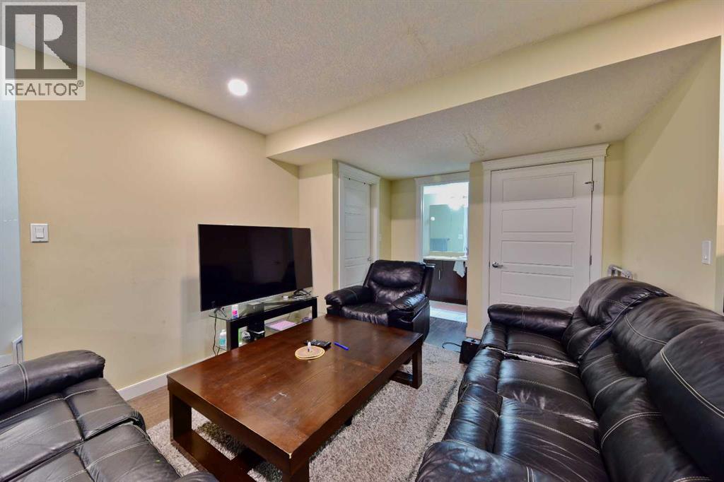 Single Family House for Sale in  Redstone Manor NE Redstone Calgary 