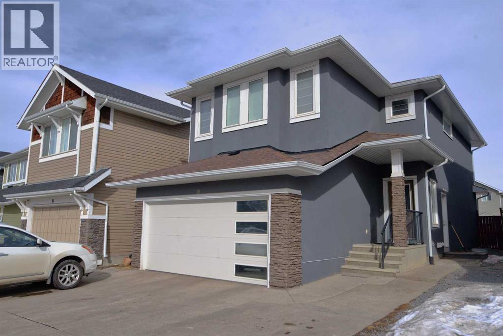Single Family House for Sale in  Redstone Manor NE Redstone Calgary 