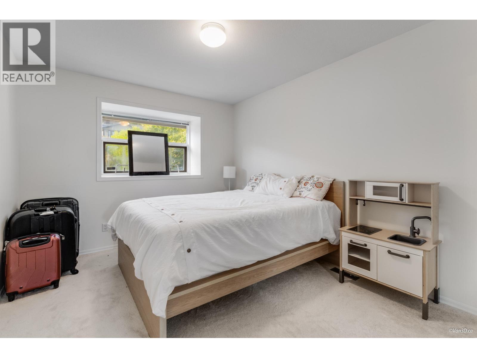 2272 OTTAWA AVENUE, West Vancouver