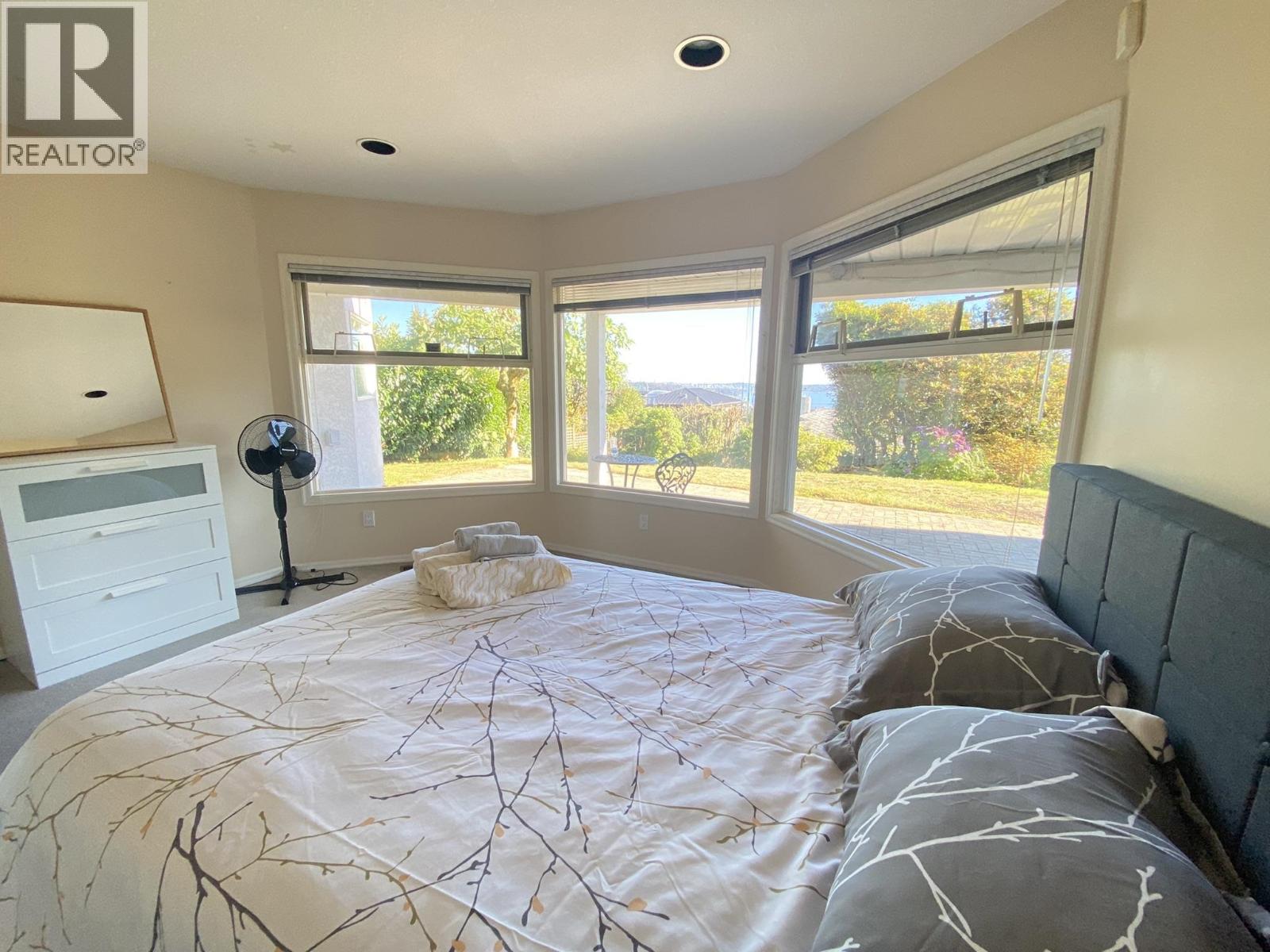 2272 OTTAWA AVENUE, West Vancouver