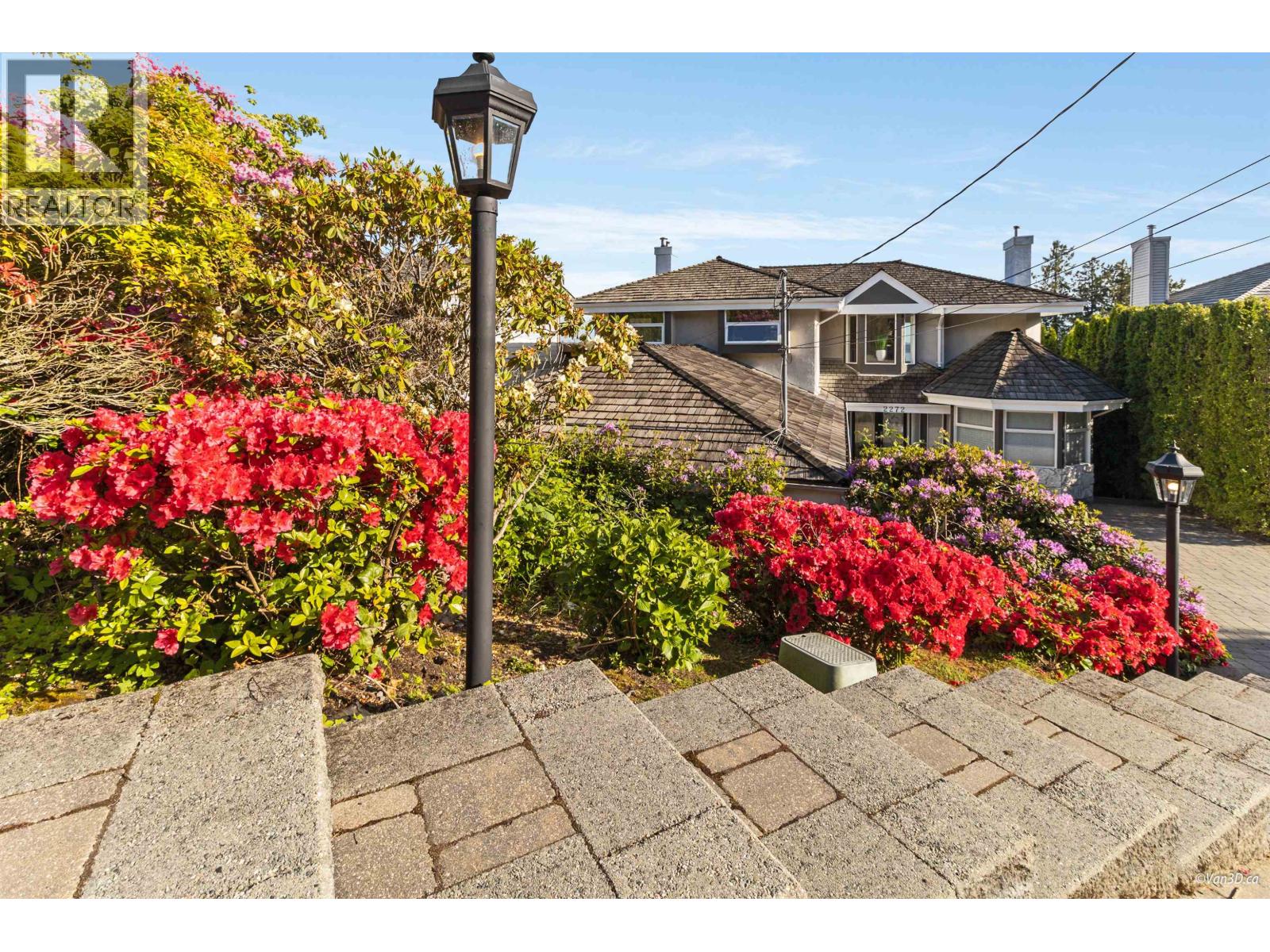 2272 OTTAWA AVENUE, West Vancouver