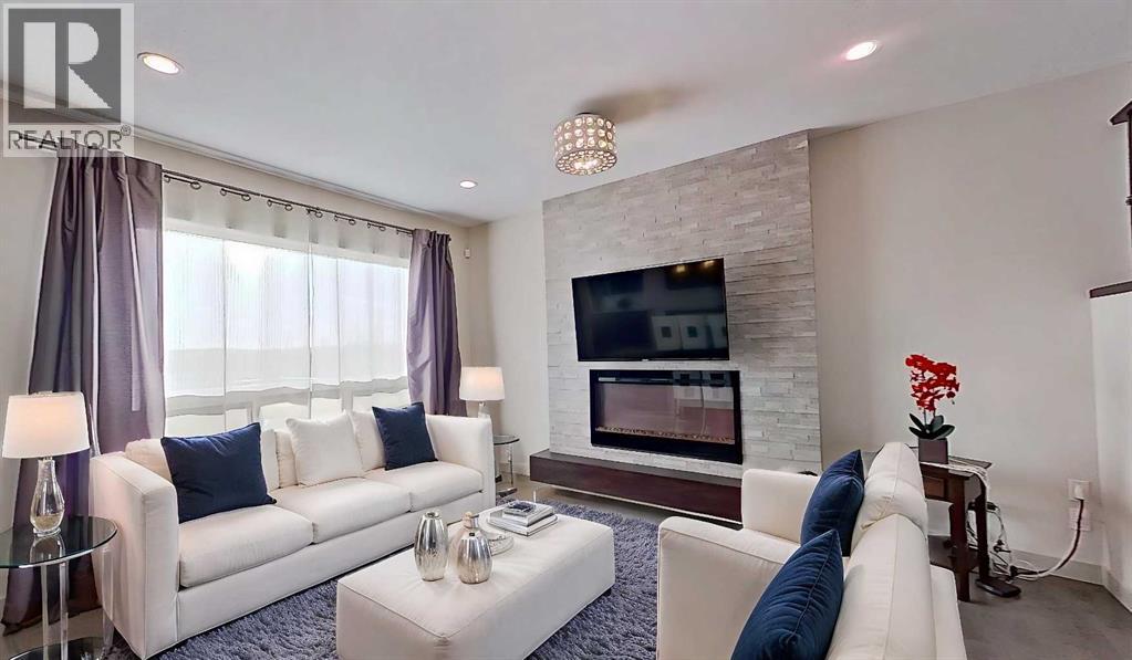 Single Family House for Sale in  Cranarch View SE Cranston Calgary 