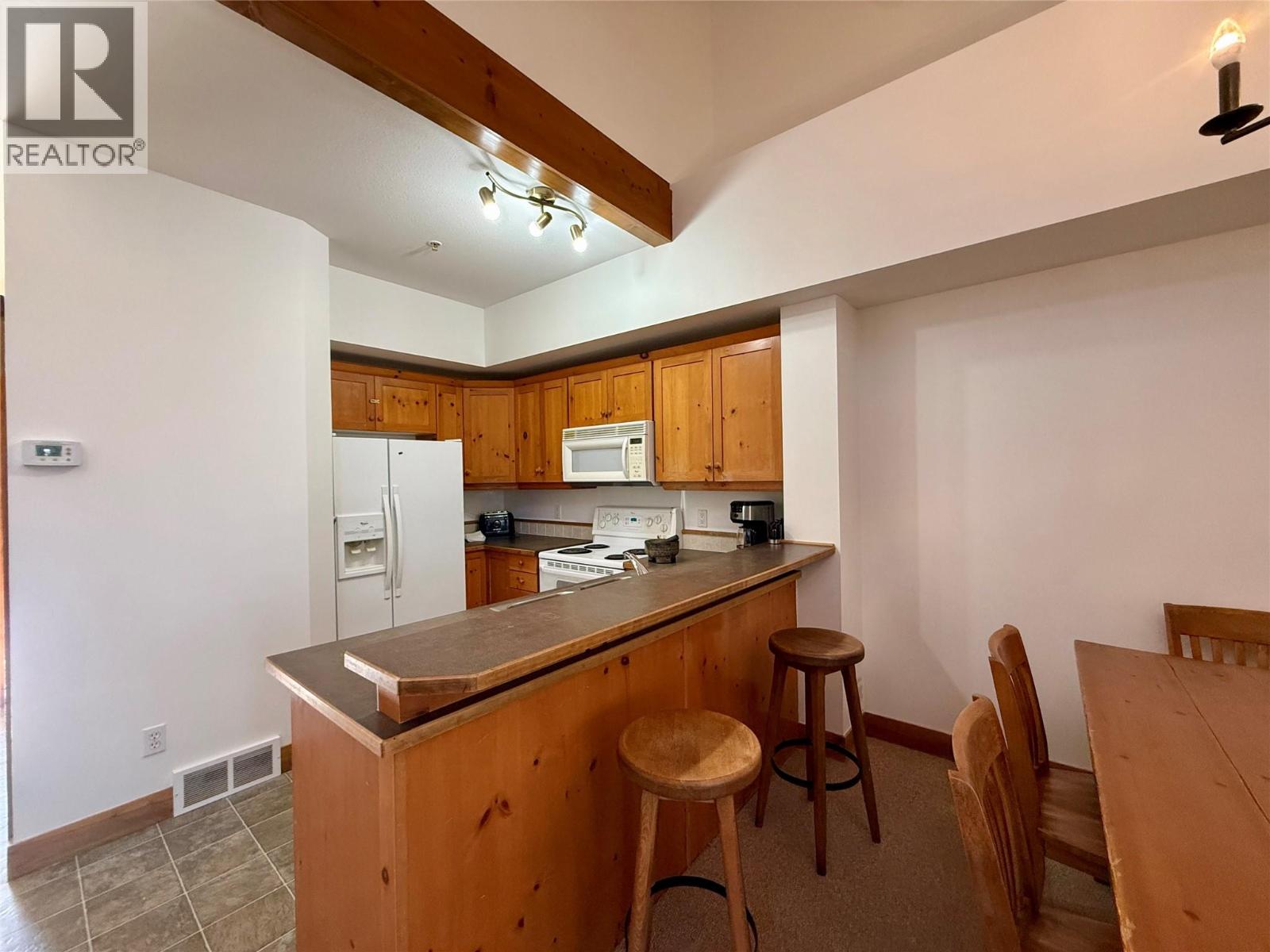 #210 300 STEMWINDER DRIVE - 17