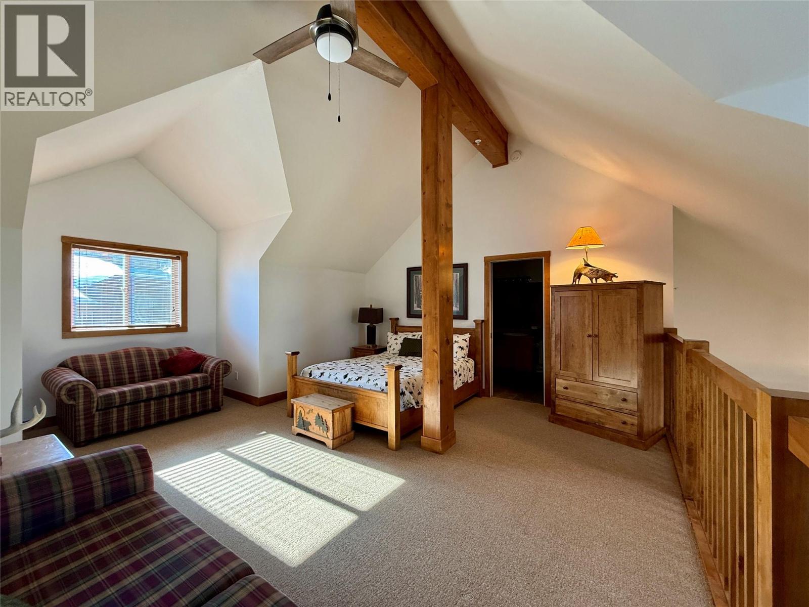 #210 300 STEMWINDER DRIVE - 19