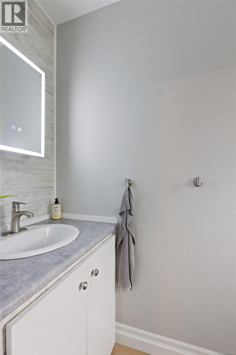 7216 Early Pl, Central Saanich