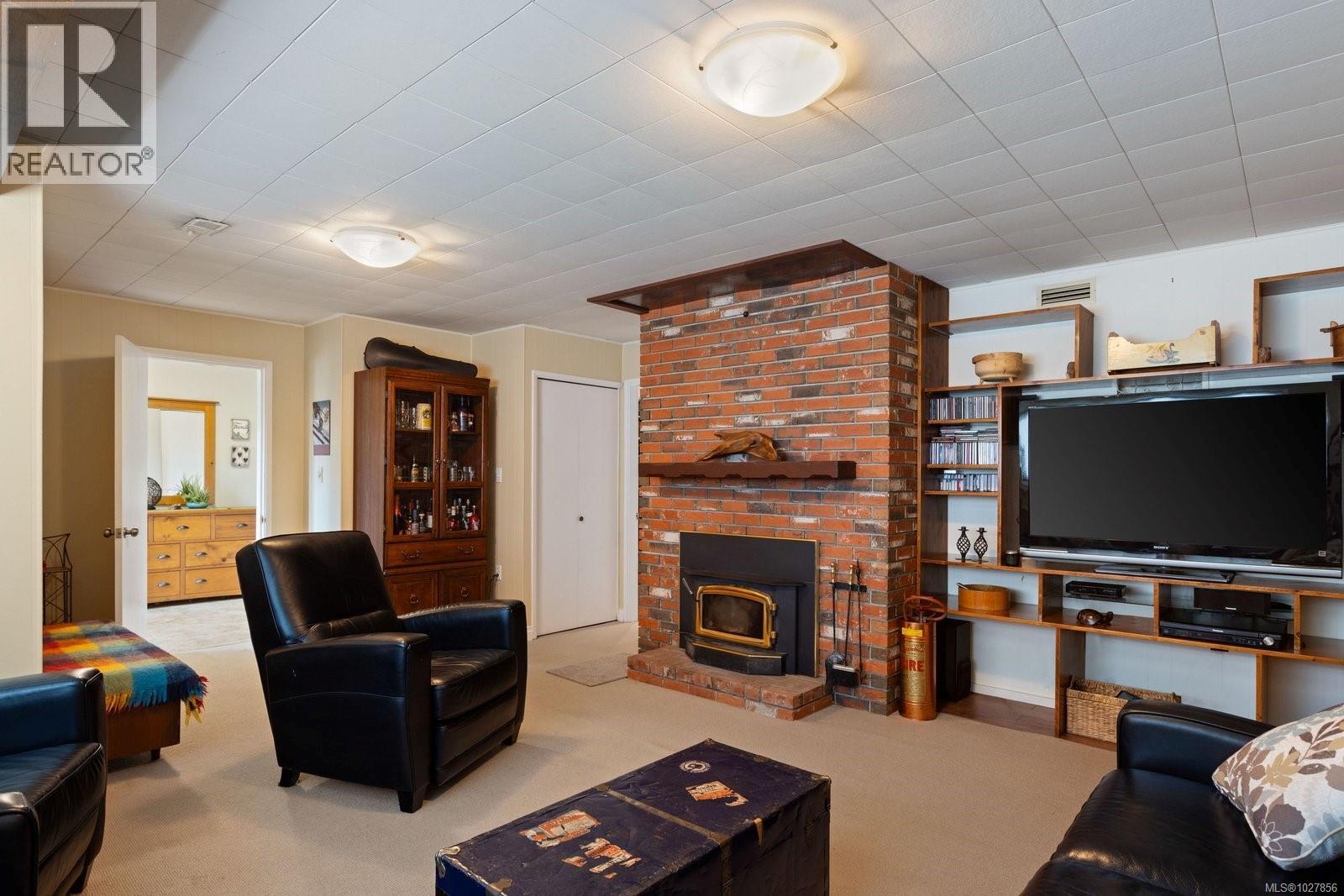 7216 Early Pl, Central Saanich