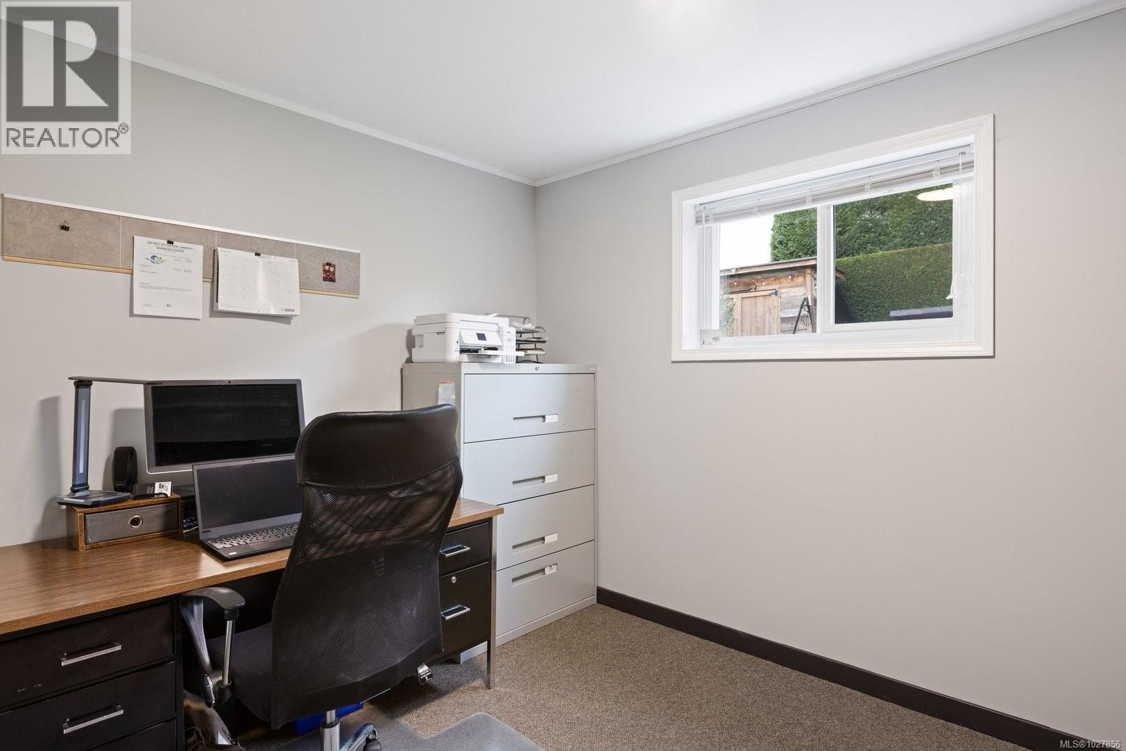 7216 Early Pl, Central Saanich