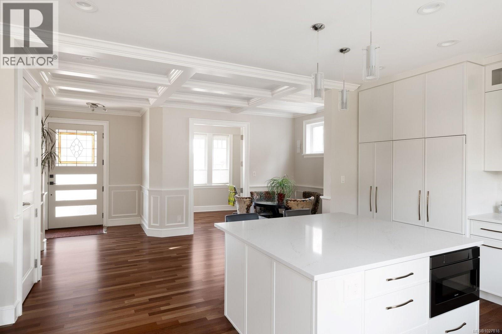 238 Richmond Ave, Victoria