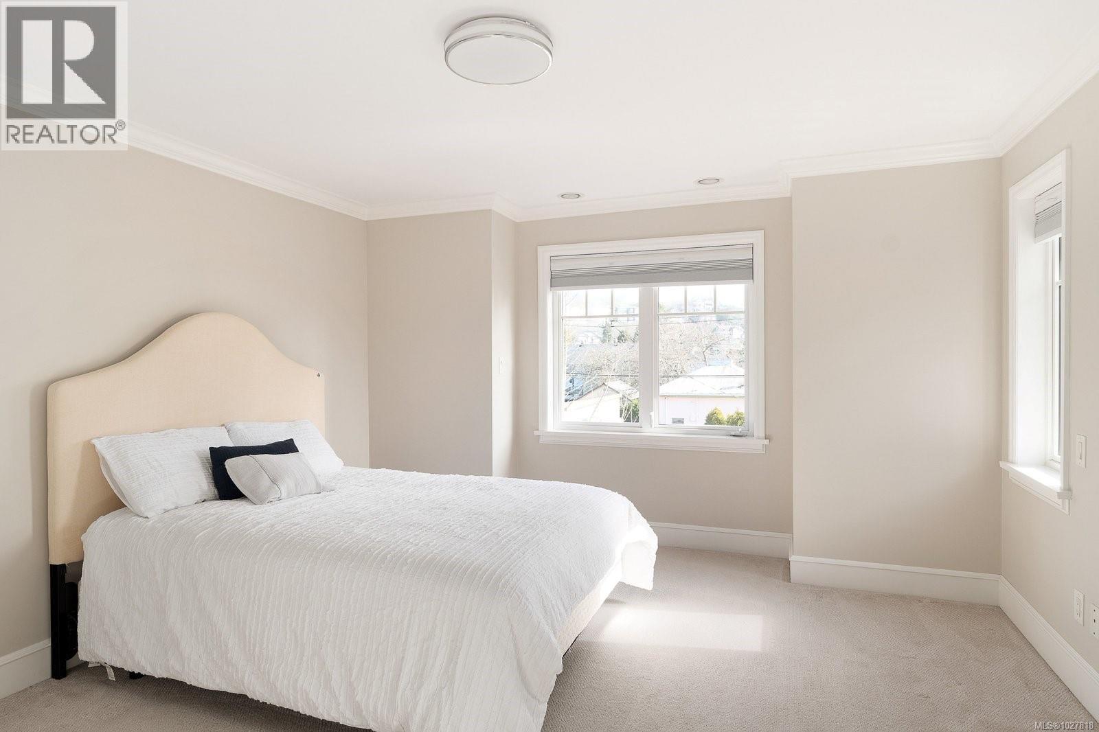 238 Richmond Ave, Victoria