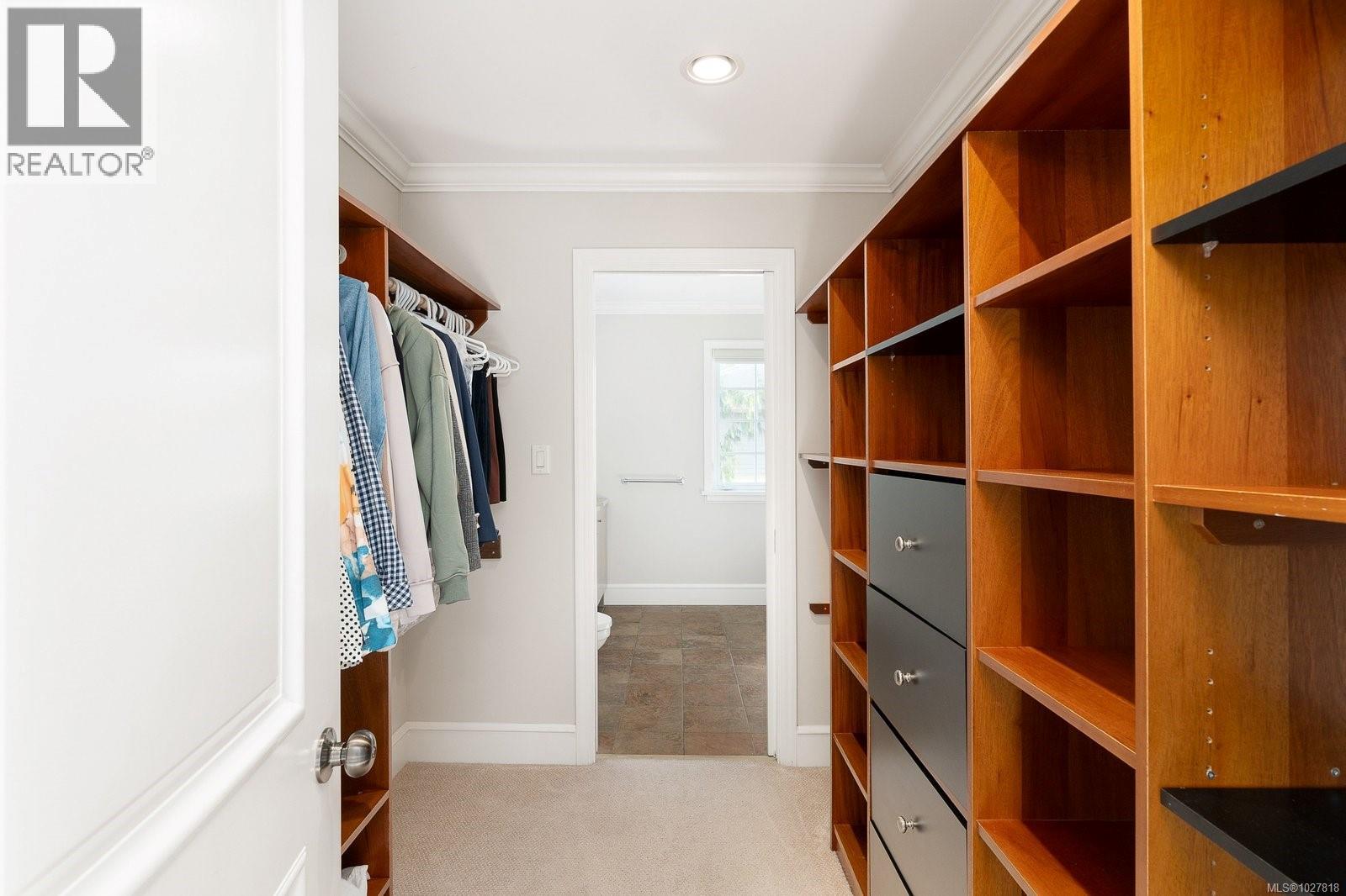 238 Richmond Ave, Victoria