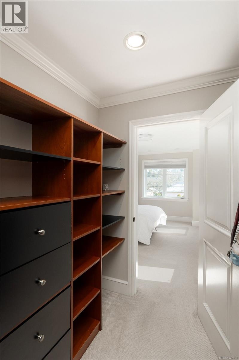 238 Richmond Ave, Victoria