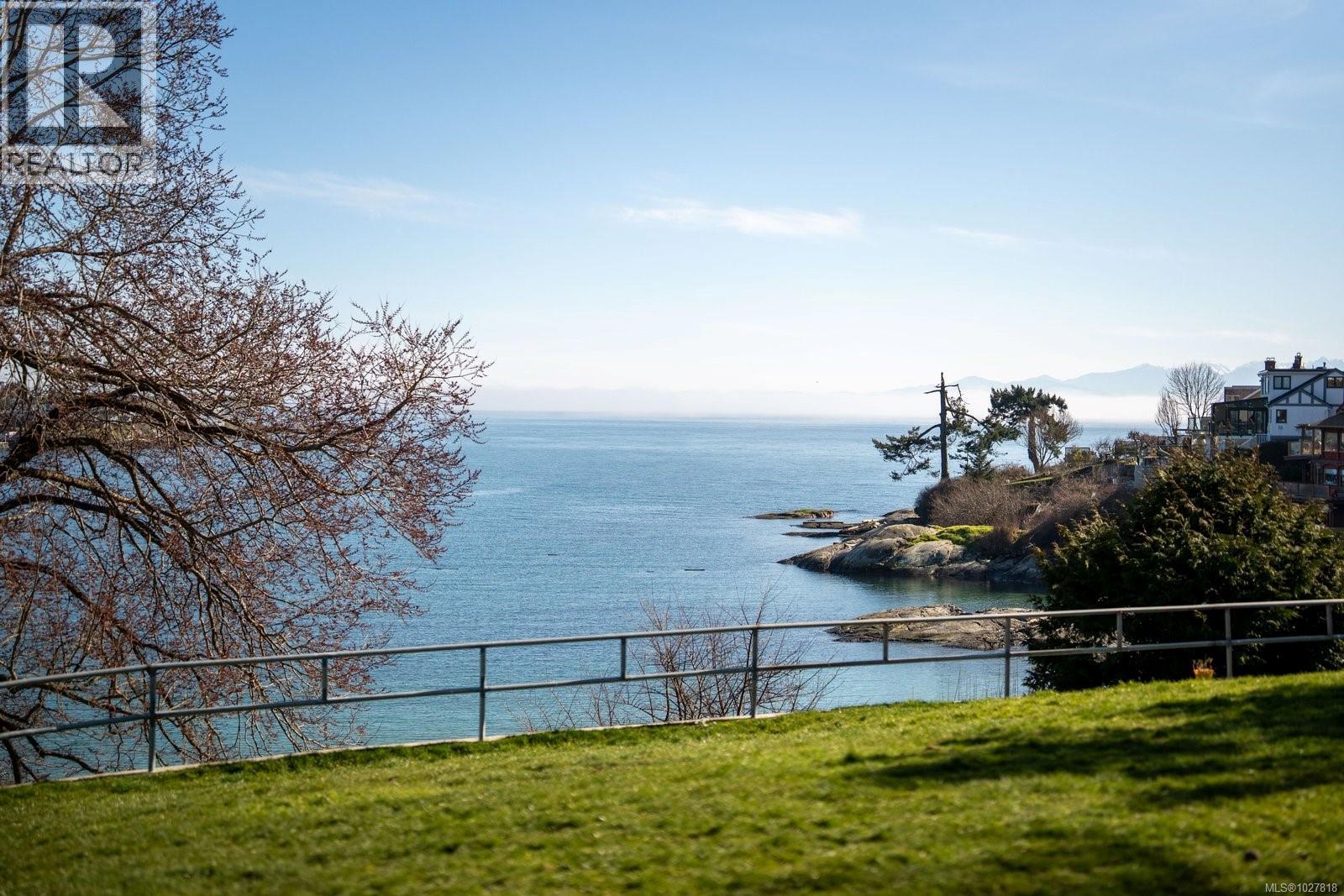 238 Richmond Ave, Victoria