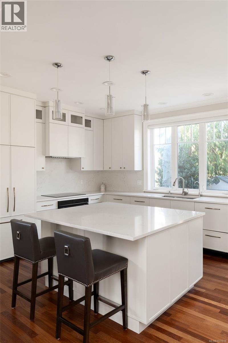 238 Richmond Ave, Victoria