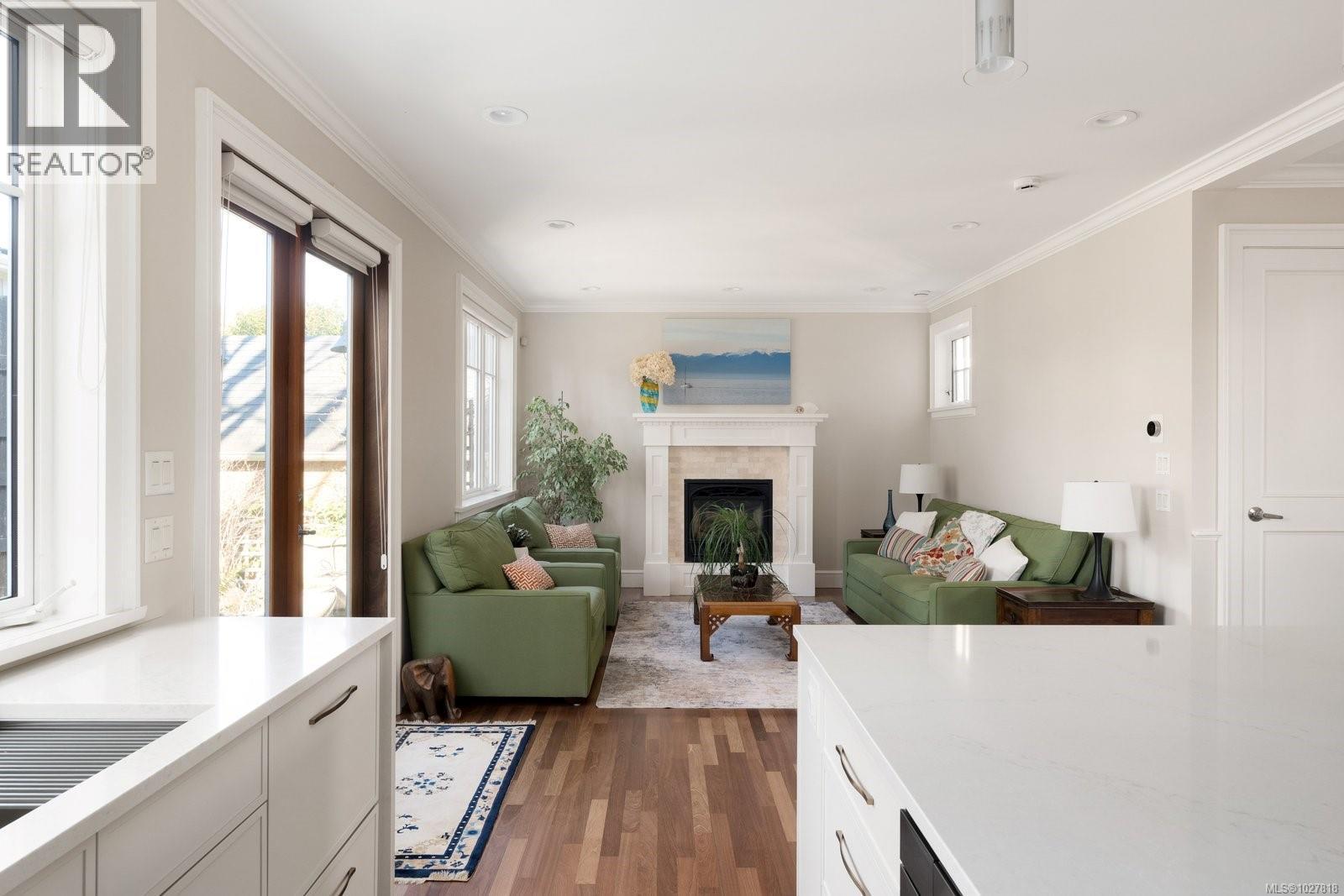 238 Richmond Ave, Victoria