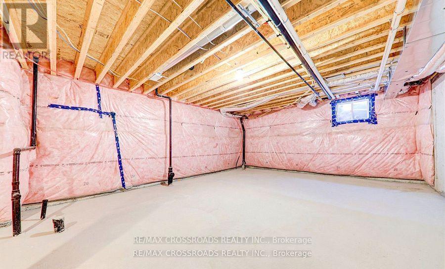 12 SCHMELTZER CRESCENT - 14