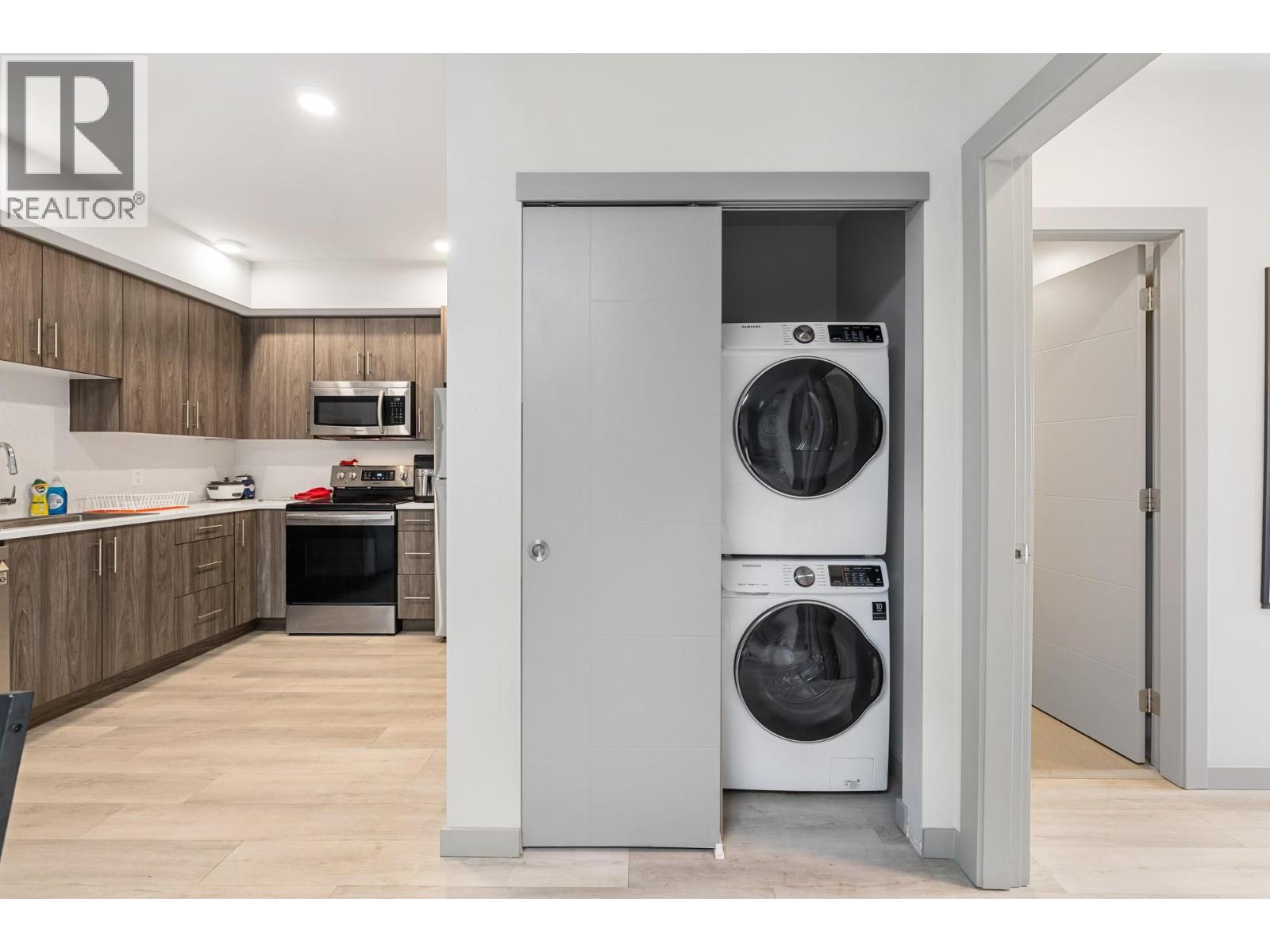 345 Dougall Road Unit# PH9, Kelowna