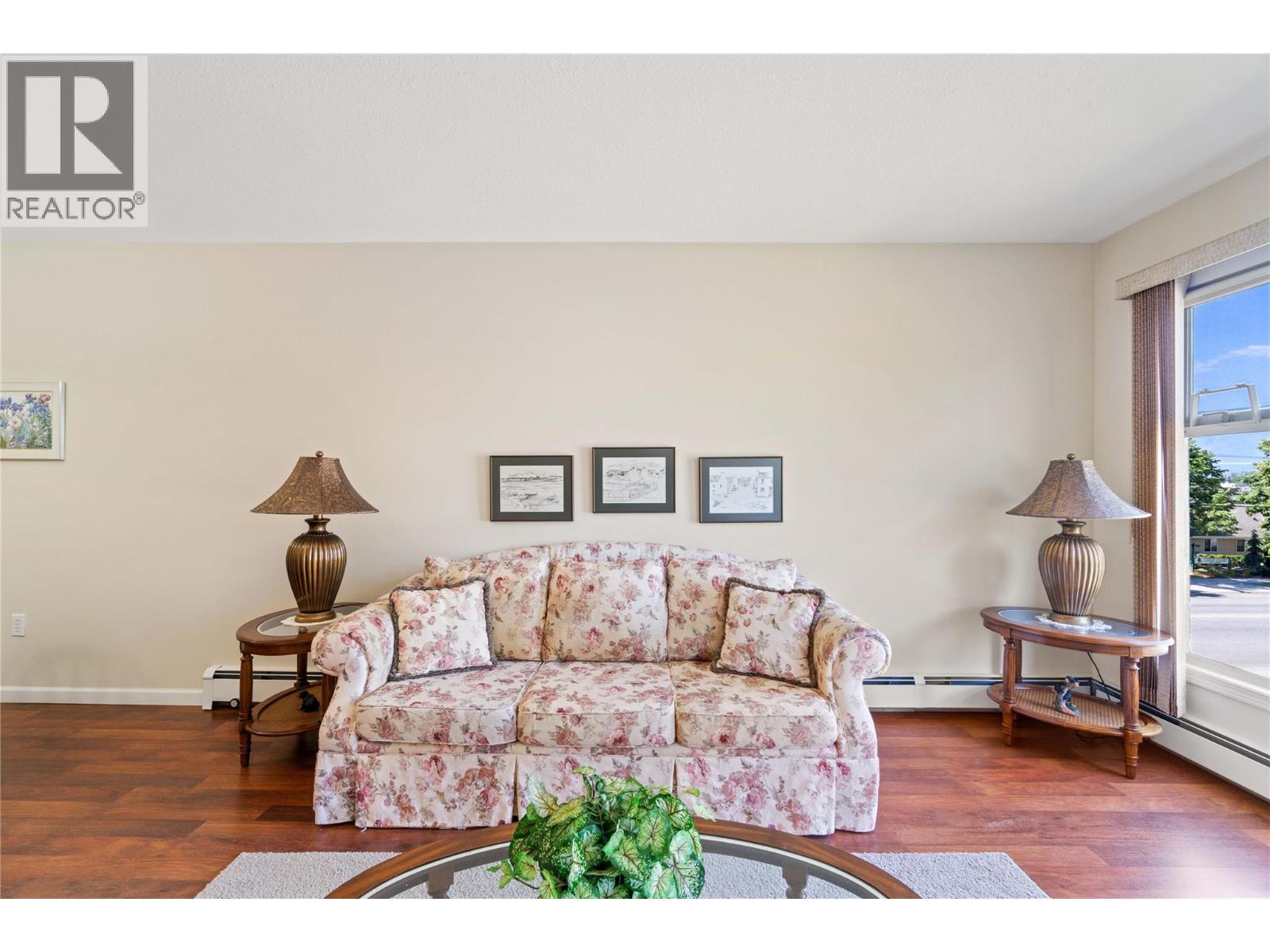 851 5 Avenue SW Unit# 303, Salmon Arm