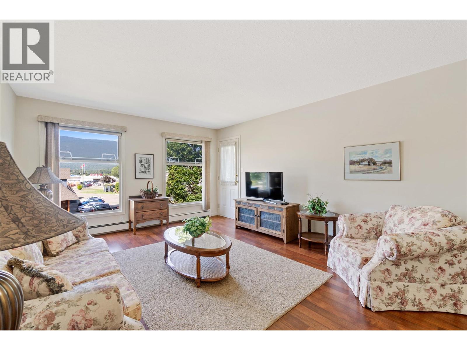 851 5 Avenue SW Unit# 303, Salmon Arm