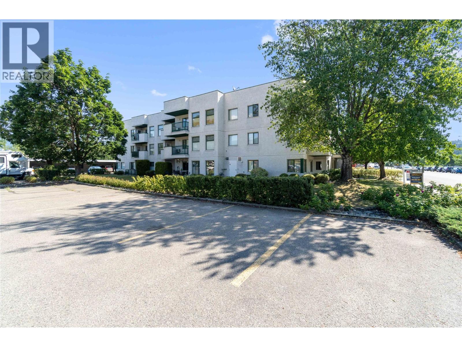 851 5 Avenue SW Unit# 303, Salmon Arm