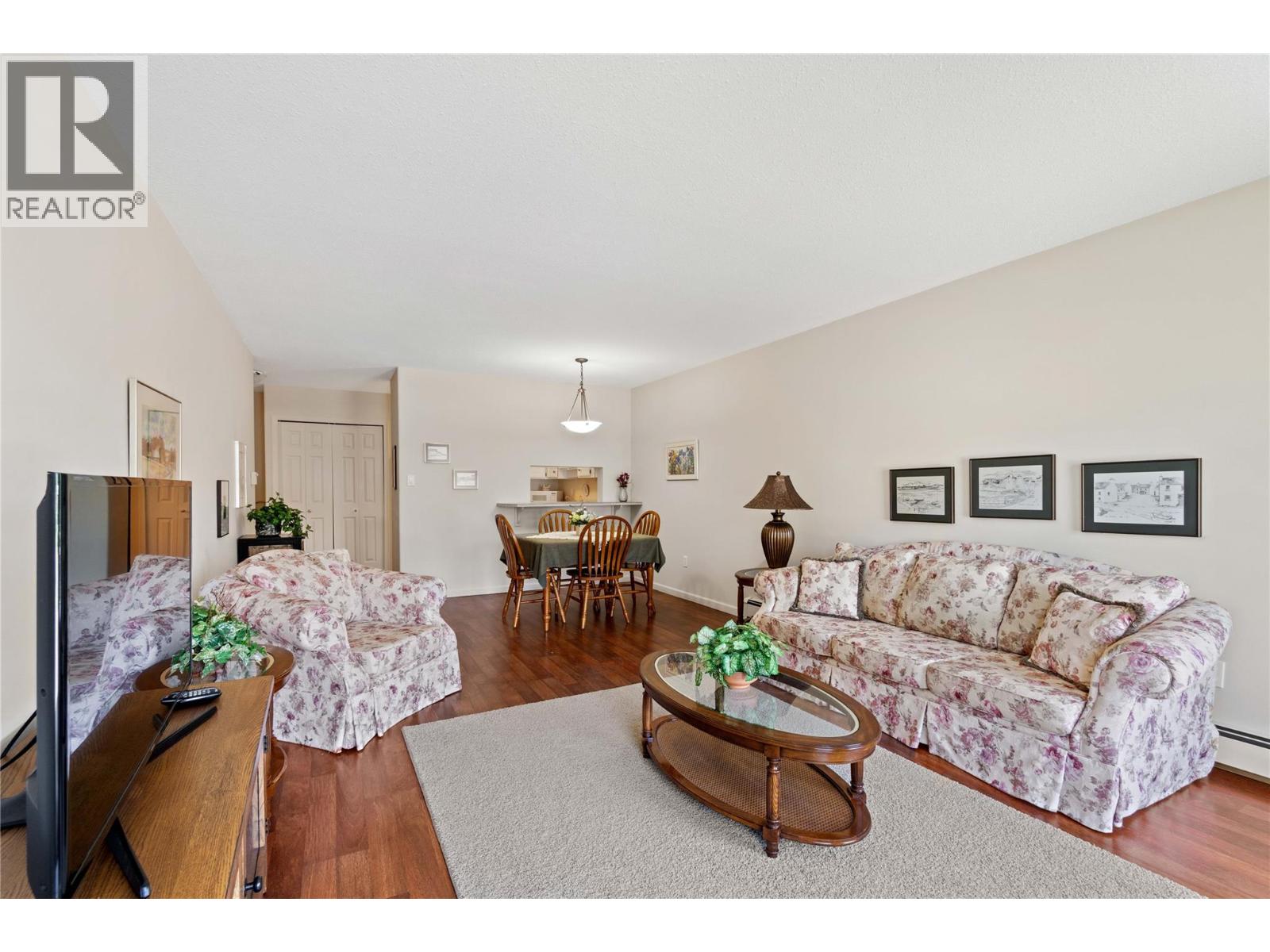 #303 851 5 Avenue SW - 20