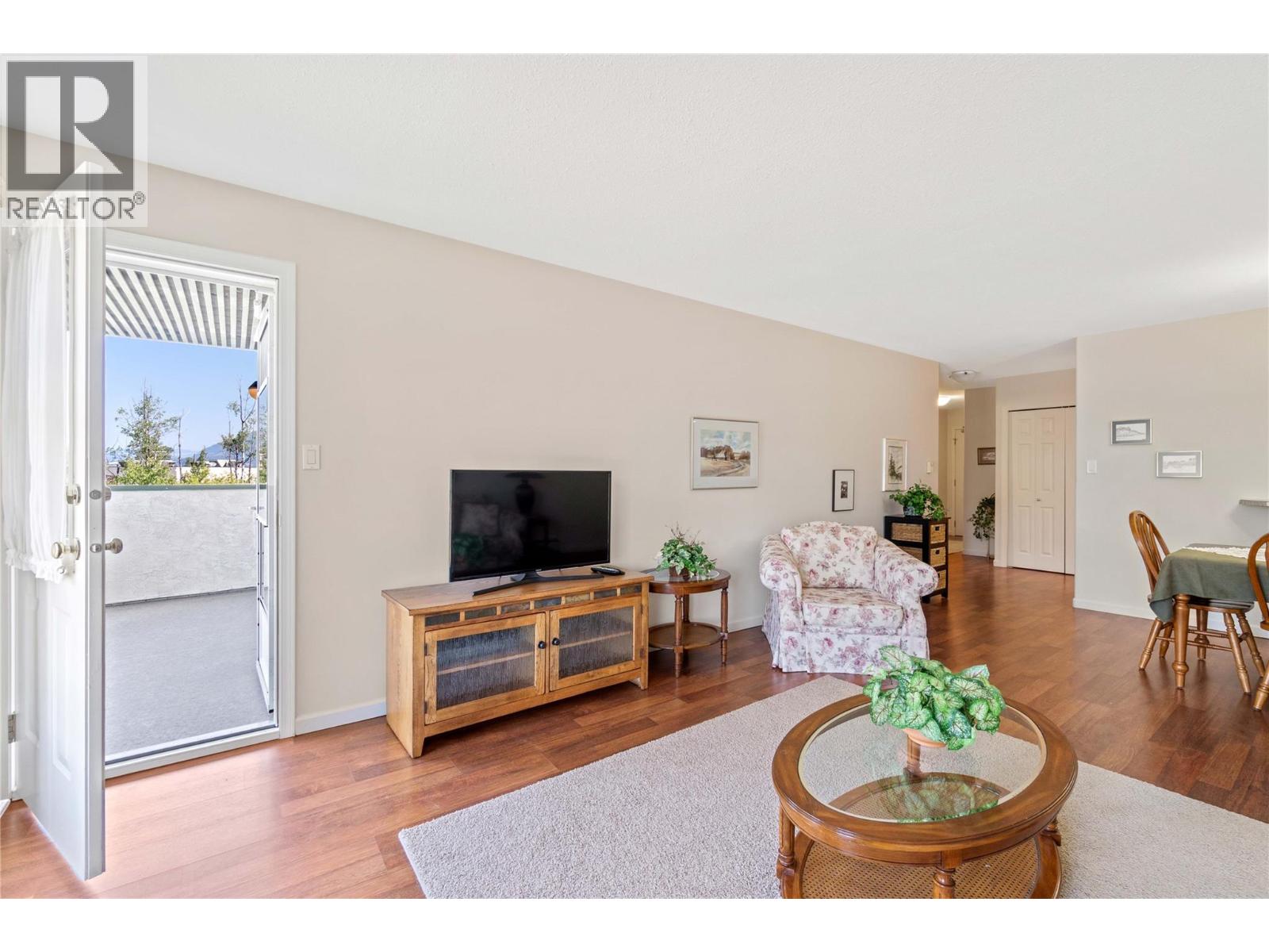 #303 851 5 Avenue SW - 21