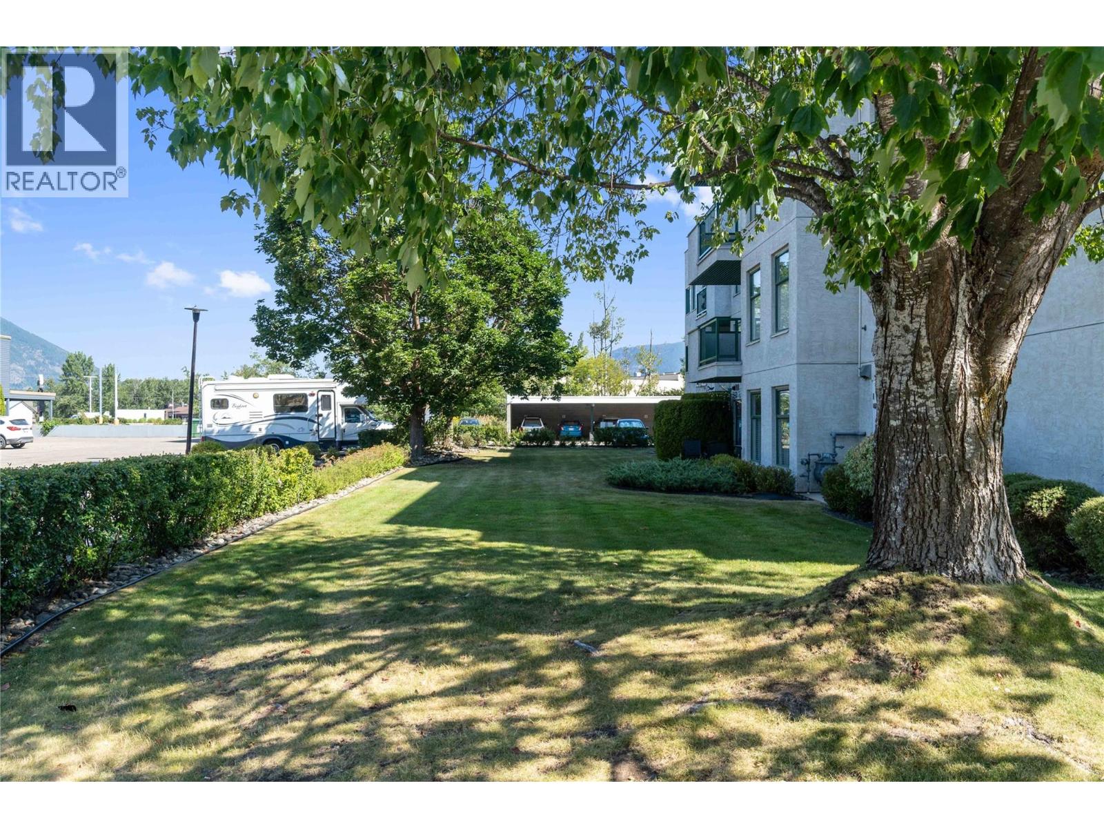 851 5 Avenue SW Unit# 303, Salmon Arm