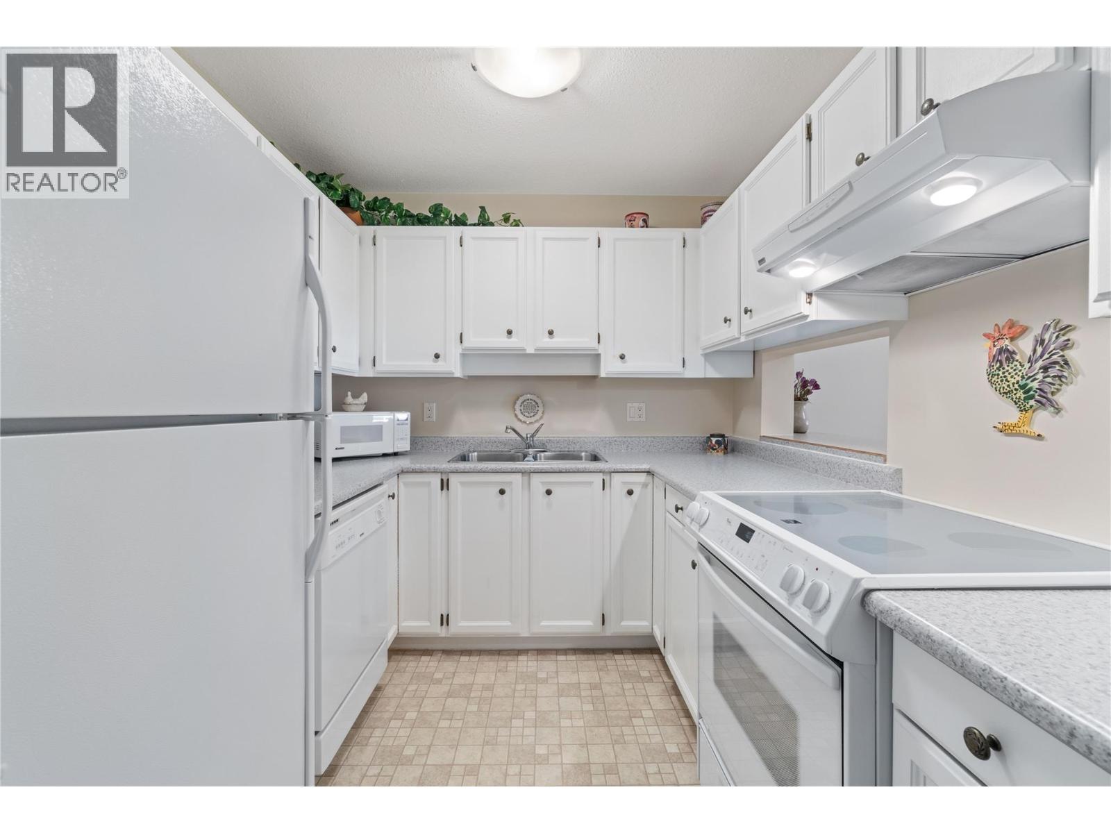 851 5 Avenue SW Unit# 303, Salmon Arm