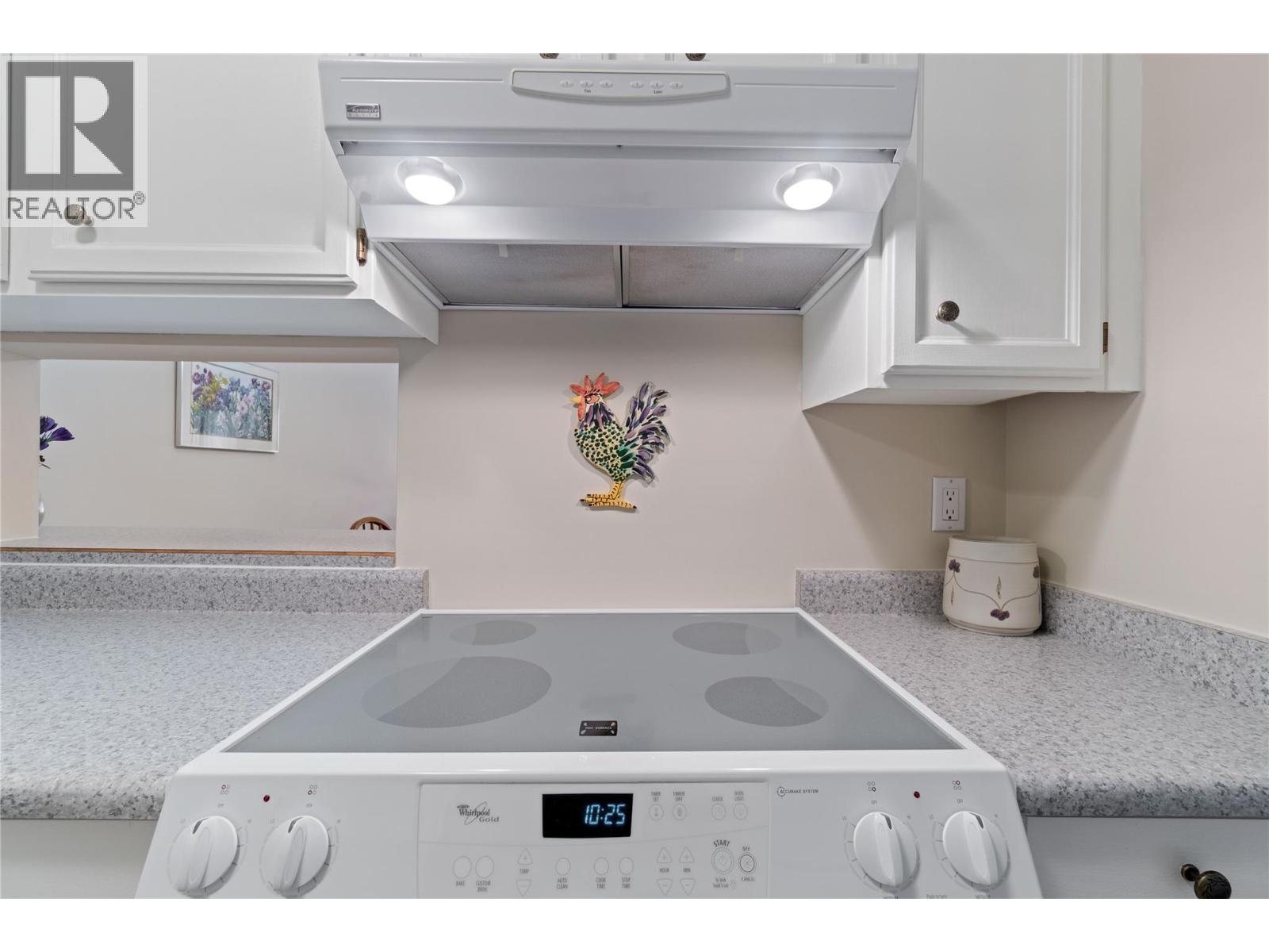 851 5 Avenue SW Unit# 303, Salmon Arm