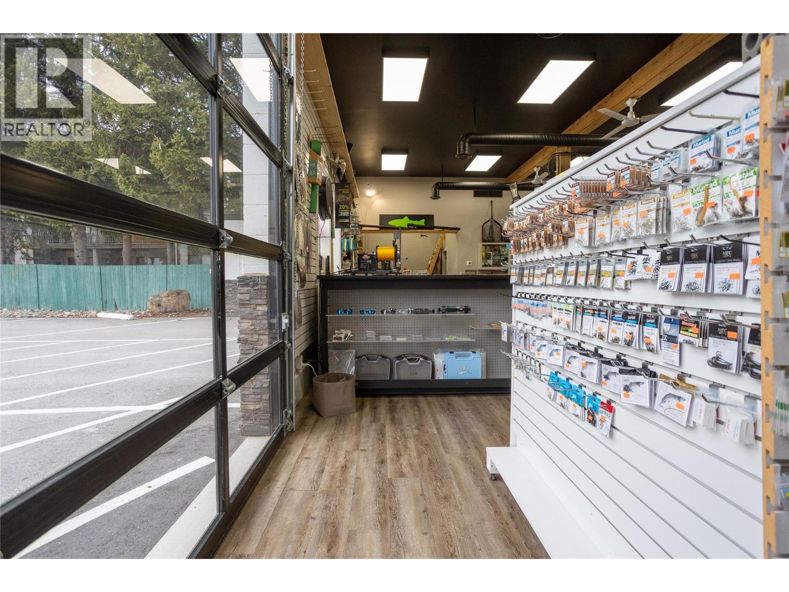 2133 Columbia Avenue, Castlegar