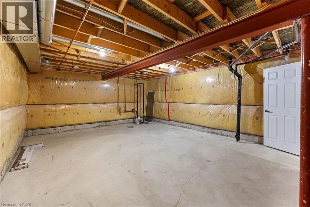 21 FINTON Lane, Binbrook, Ontario, L0R1C0 — Photo 5