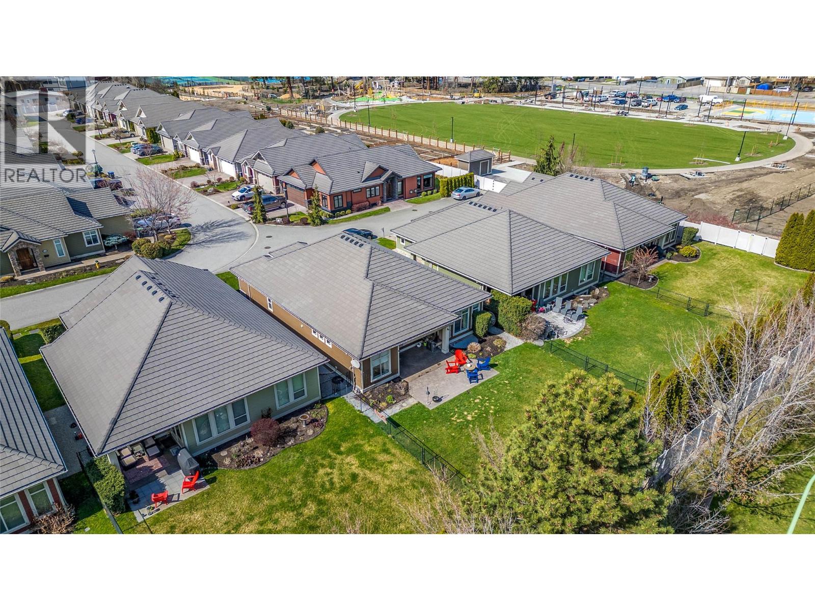 4450 GORDON Drive Unit# 105, Kelowna