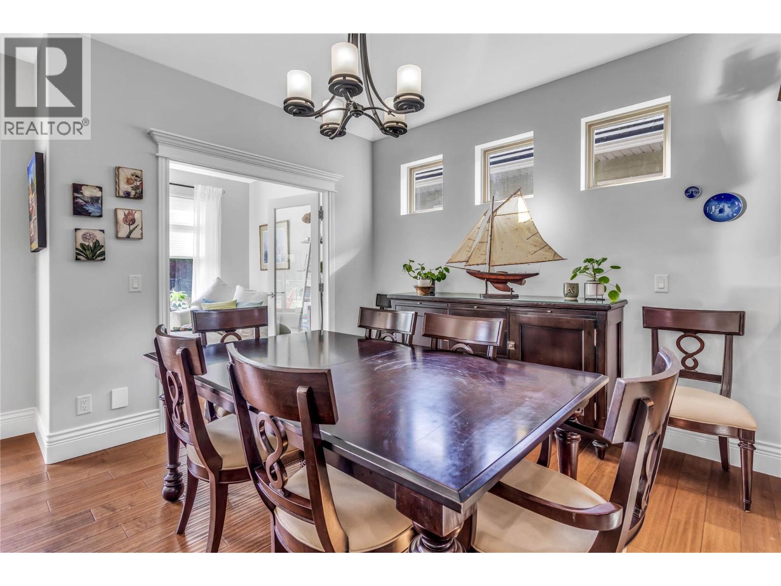 4450 GORDON Drive Unit# 105, Kelowna