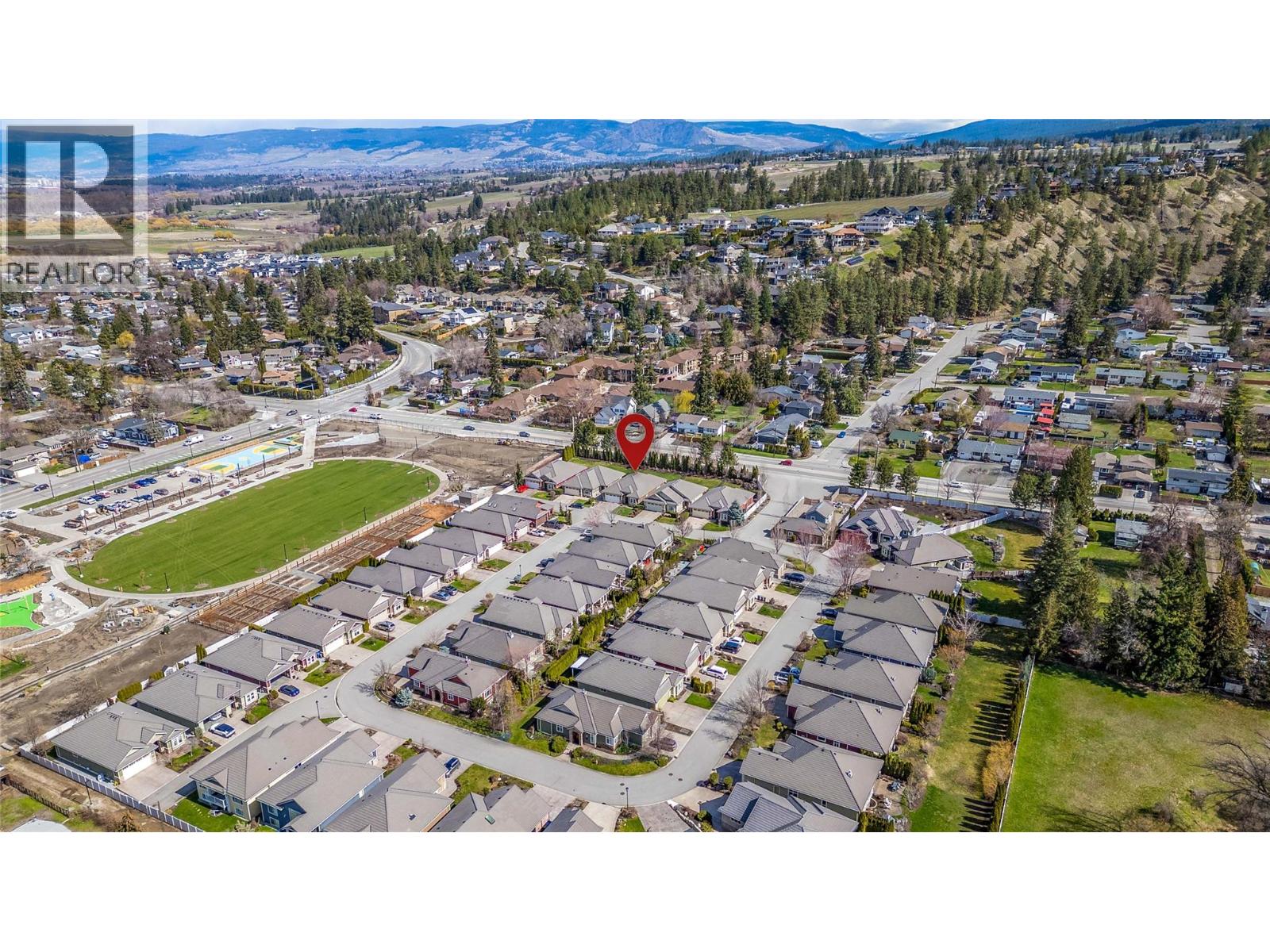 4450 GORDON Drive Unit# 105, Kelowna