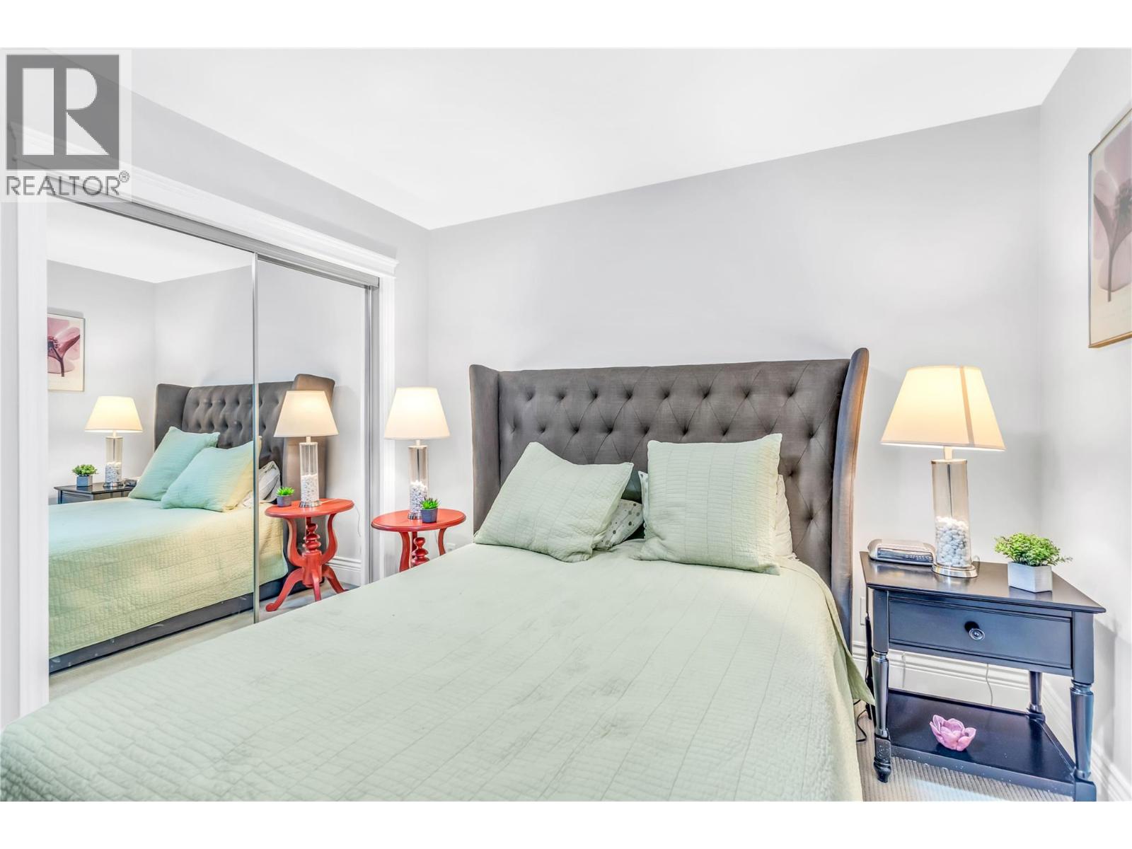 4450 GORDON Drive Unit# 105, Kelowna