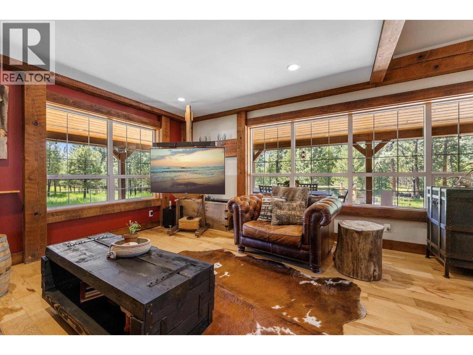 6241 33 Highway - 28