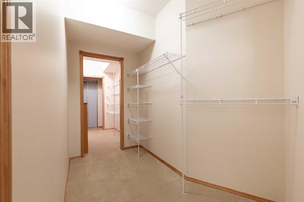 Single Family House for Sale in   Tuscany Springs Boulevard NW Tuscany Calgary 