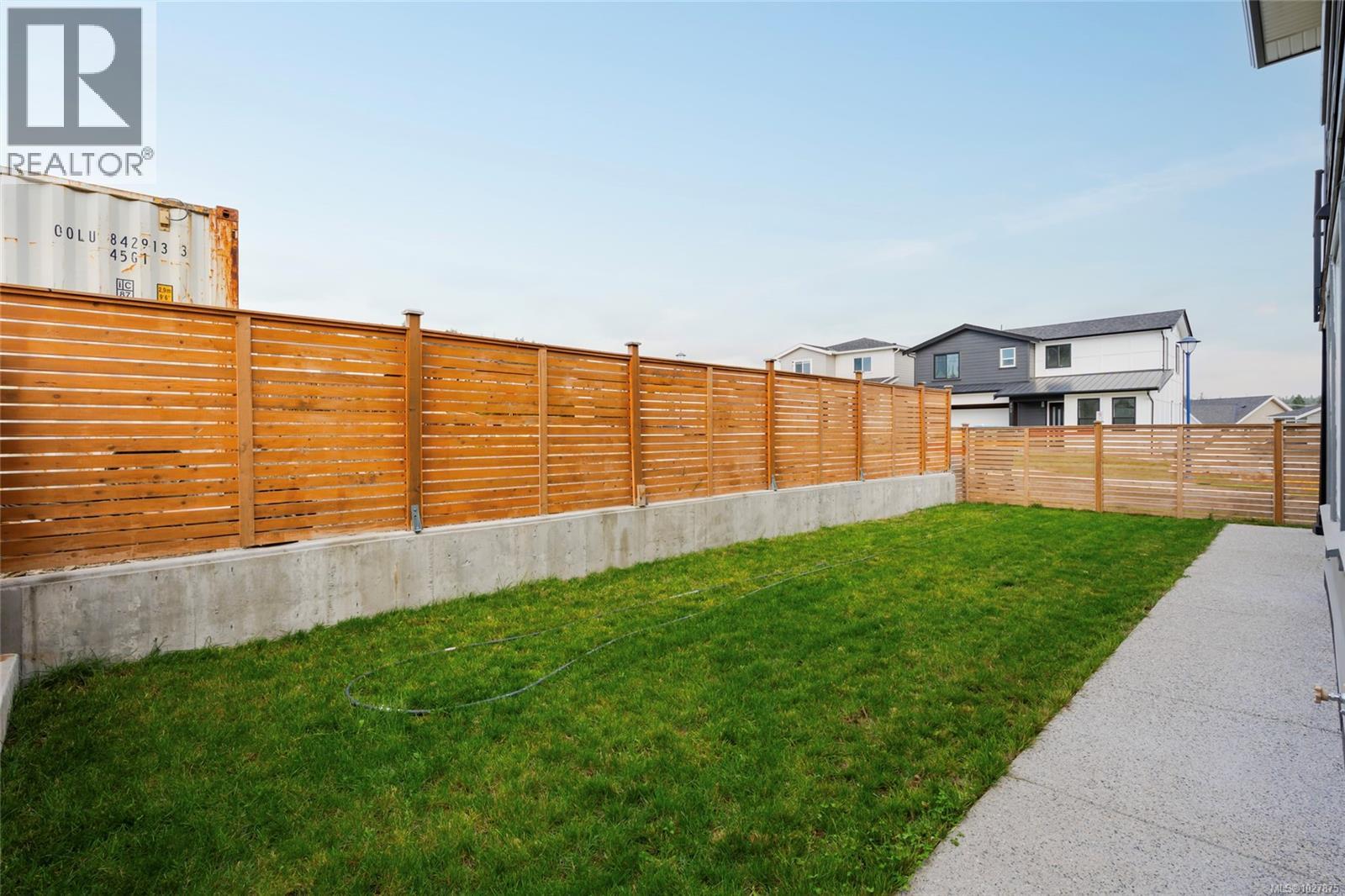 2346 SWALLOW PL - 28