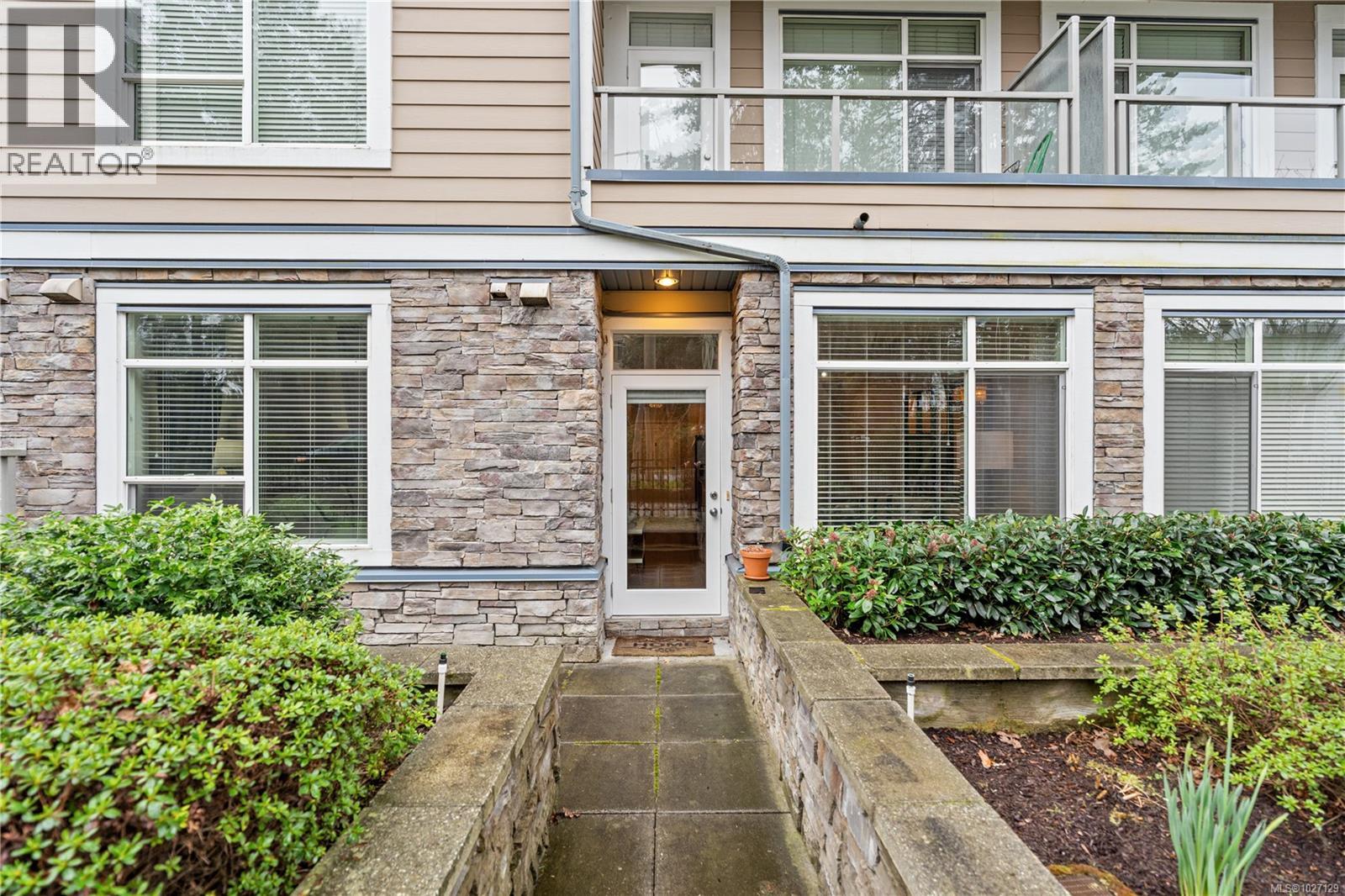 #106 611 GOLDSTREAM AVE - 18