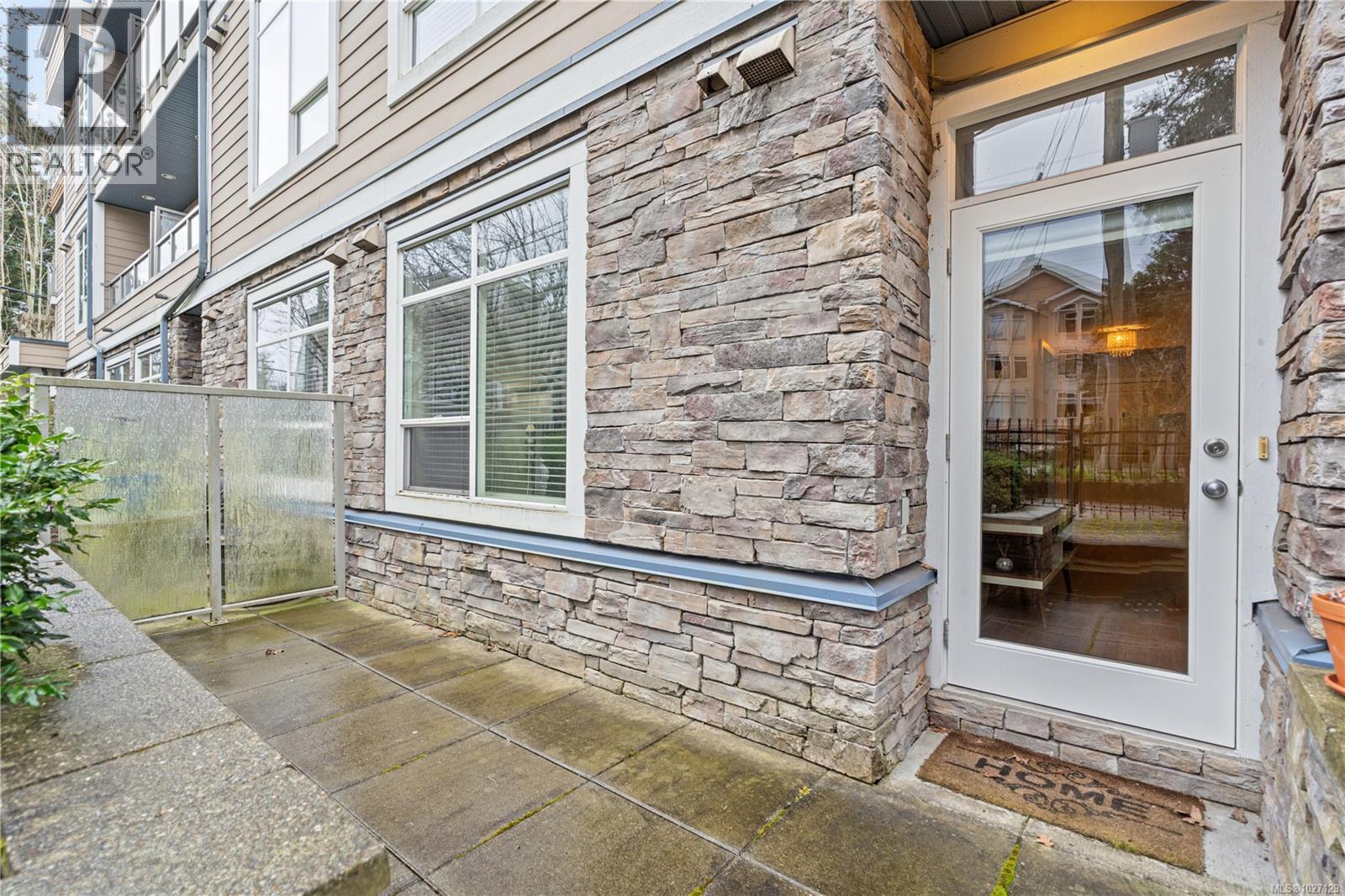 #106 611 GOLDSTREAM AVE - 19