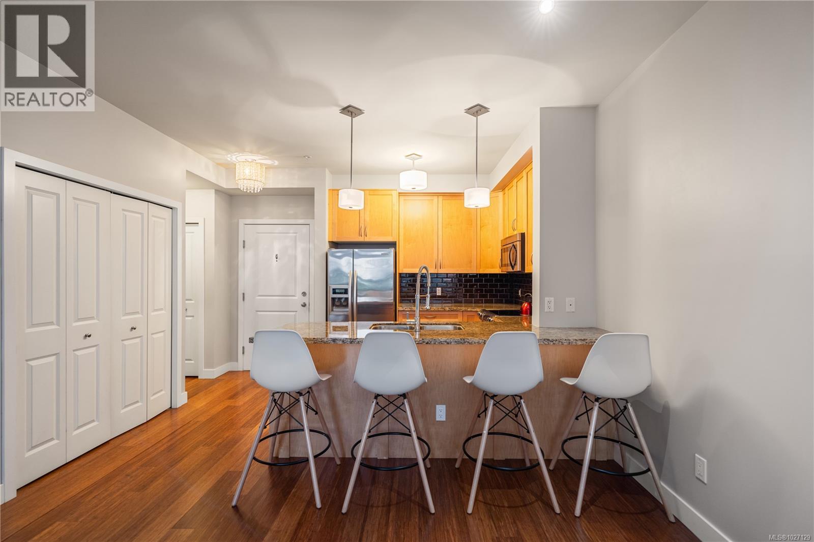 #106 611 GOLDSTREAM AVE - 6