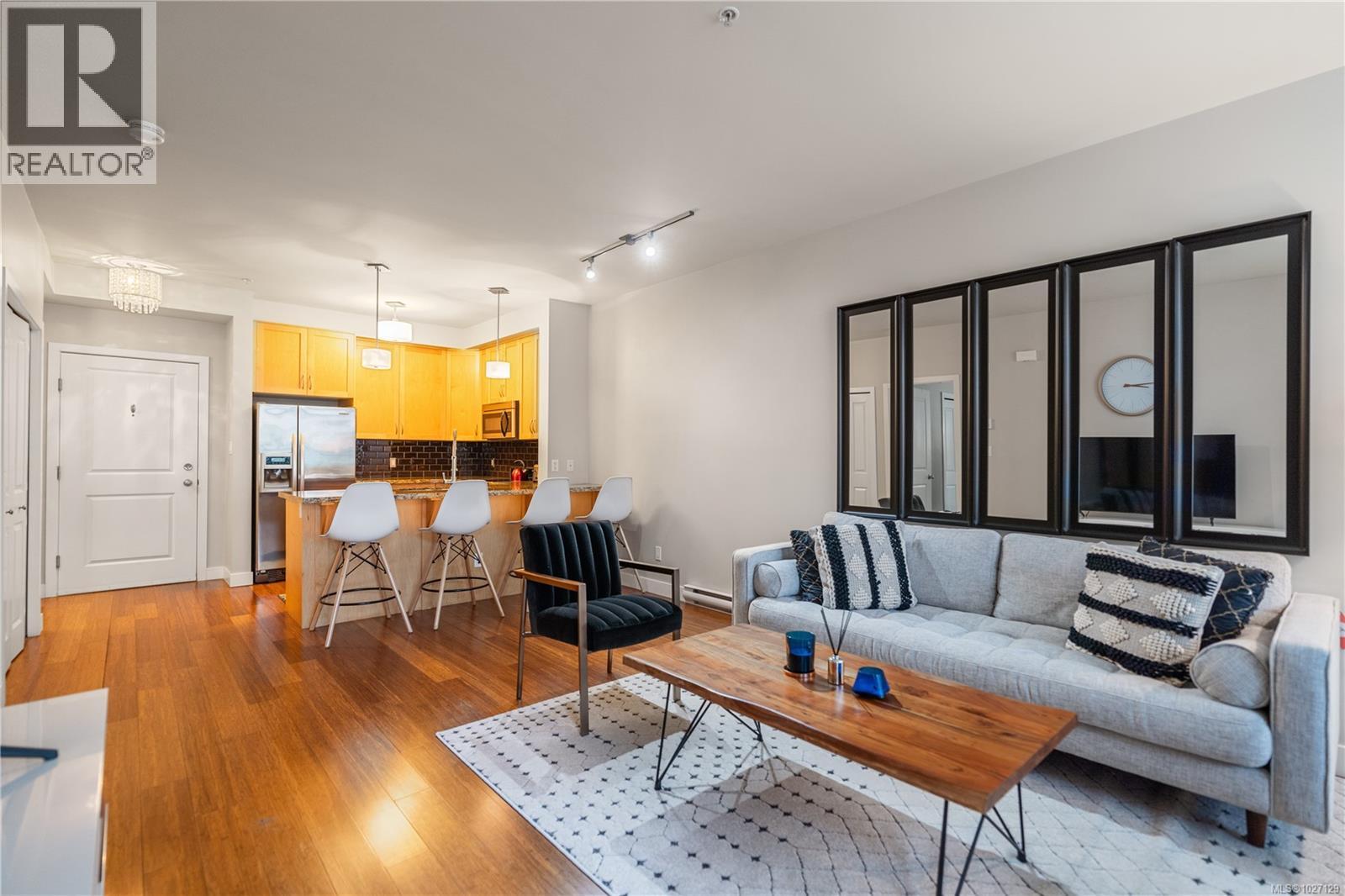 #106 611 GOLDSTREAM AVE - 8