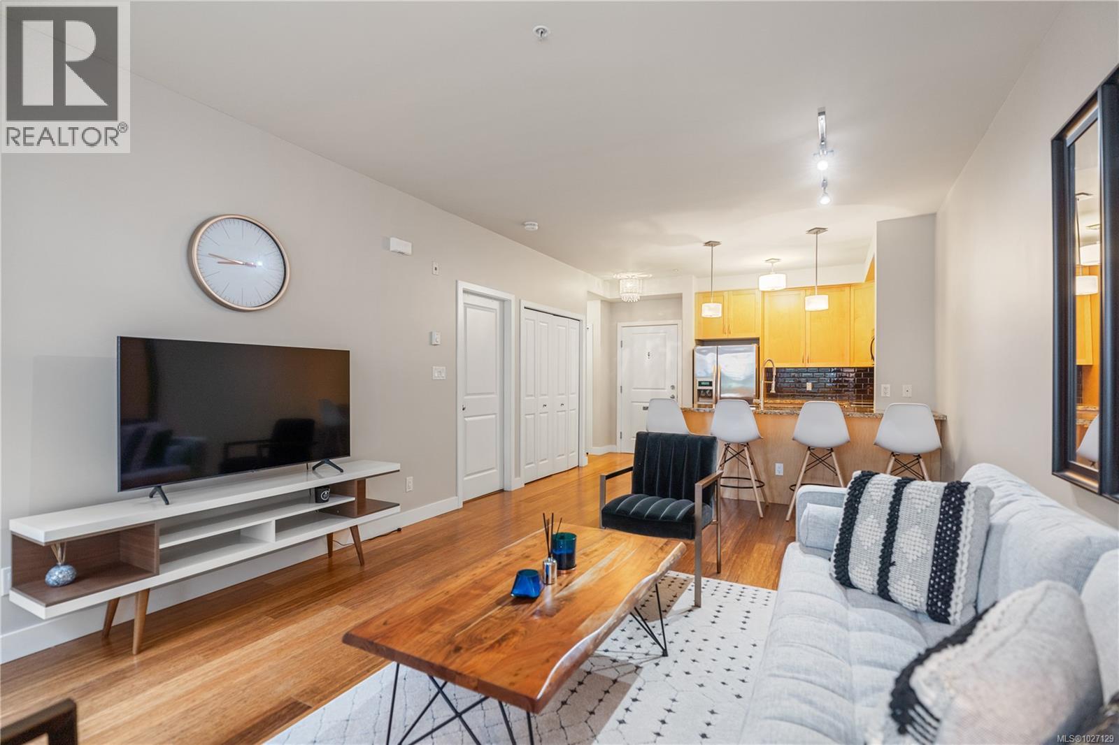 #106 611 GOLDSTREAM AVE - 9