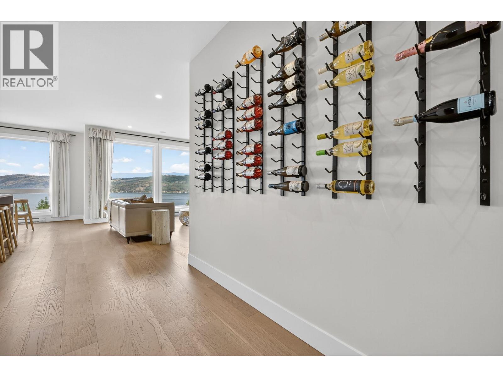 10 Valley Drive, Vernon