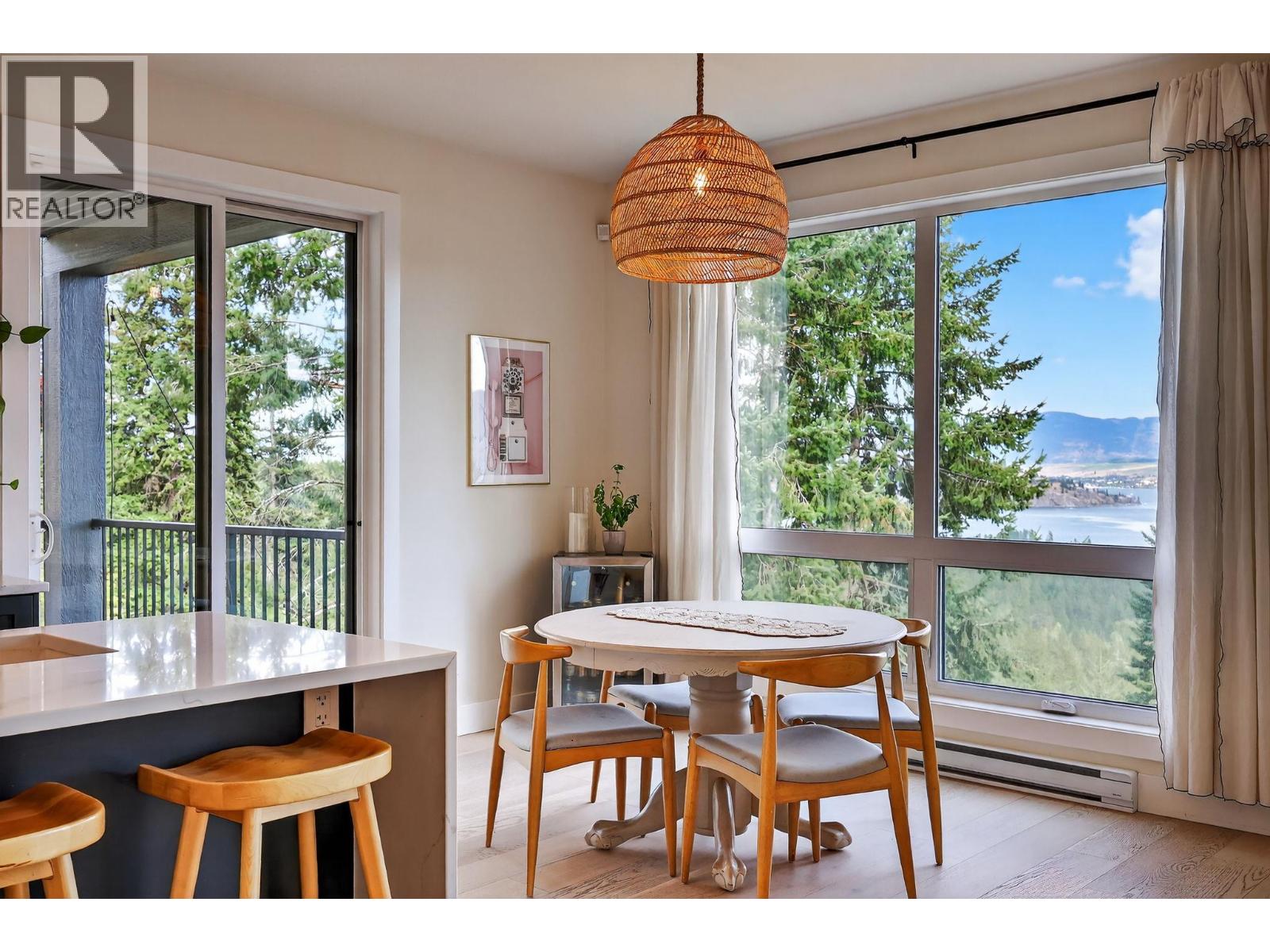 10 Valley Drive, Vernon