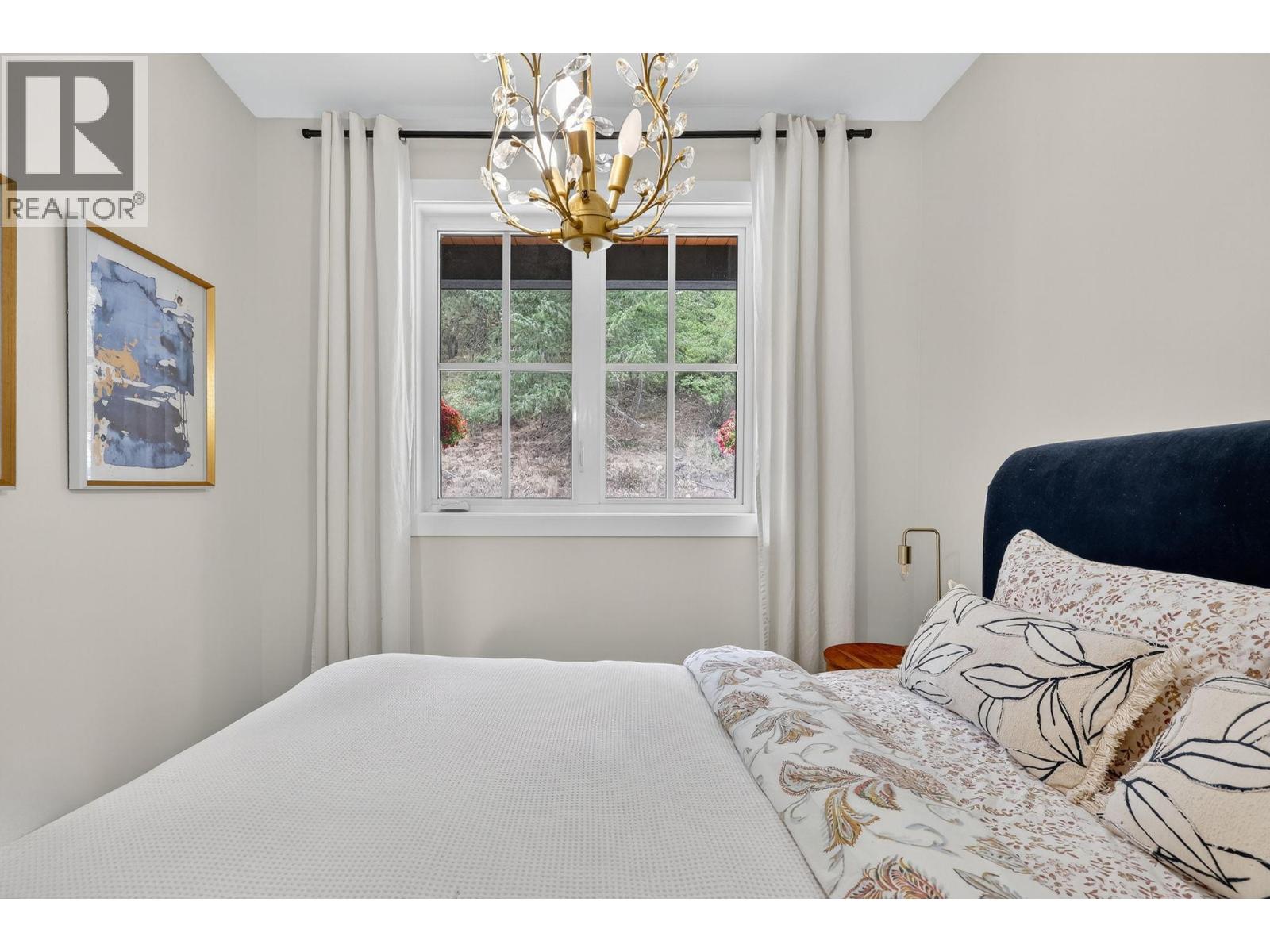 10 Valley Drive, Vernon