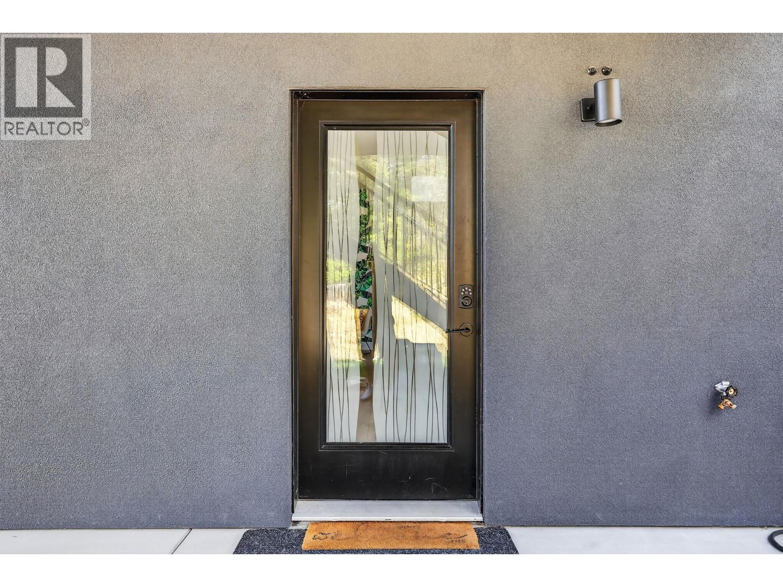 10 Valley Drive, Vernon